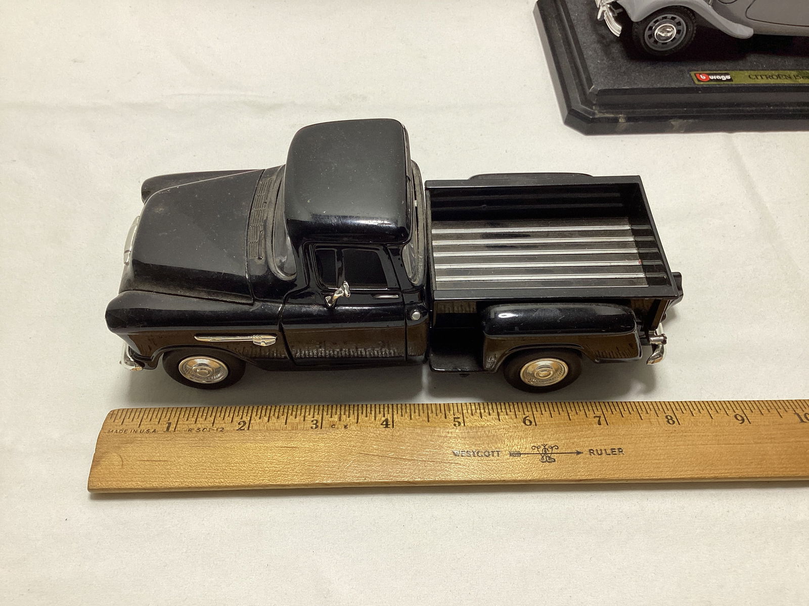 Diecast Models and Battery Operated Cars - 7