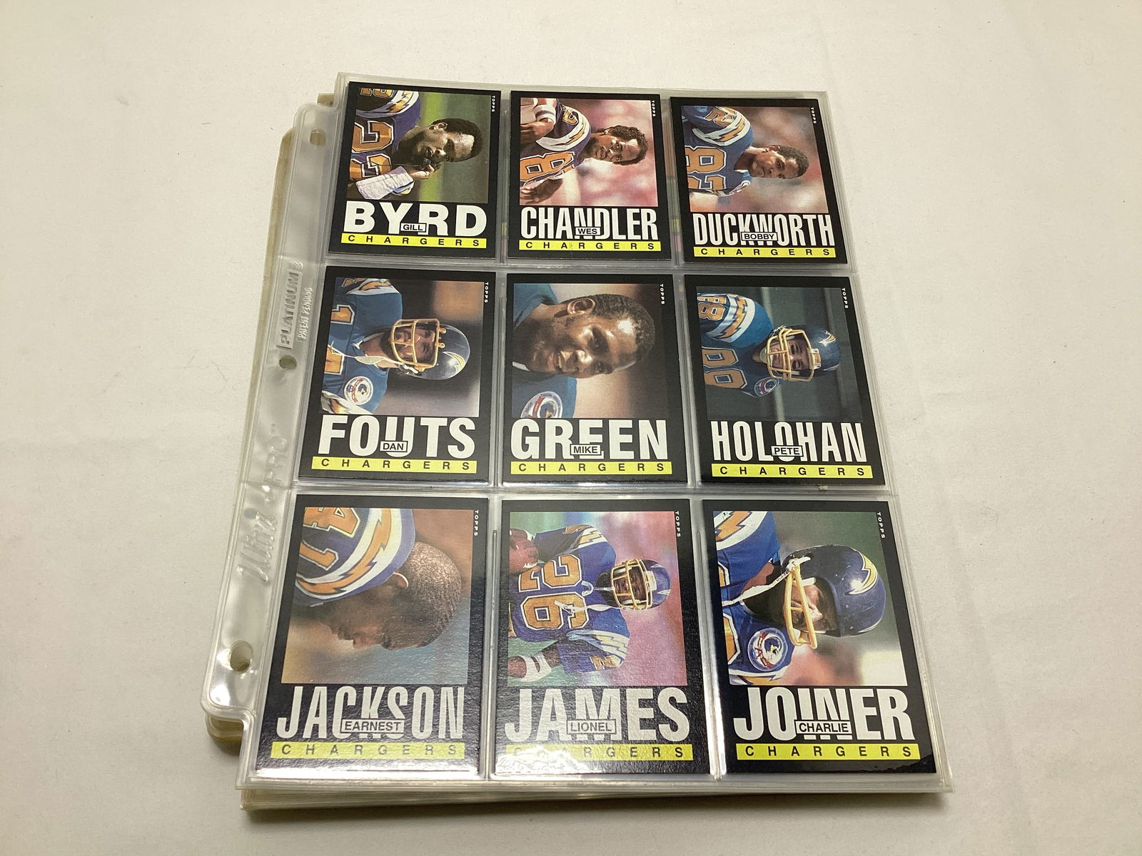 1985 Topps NFL Football Cards in Binder Pages - 20