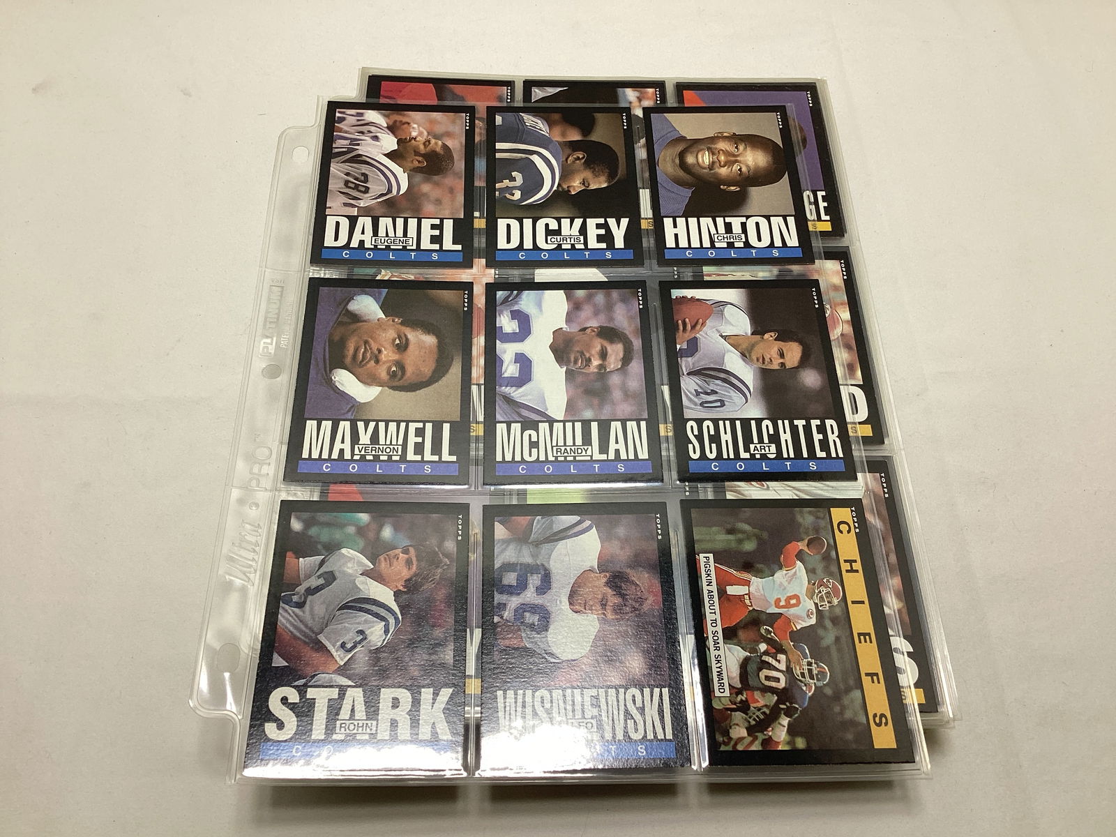 1985 Topps NFL Football Cards in Binder Pages - 9