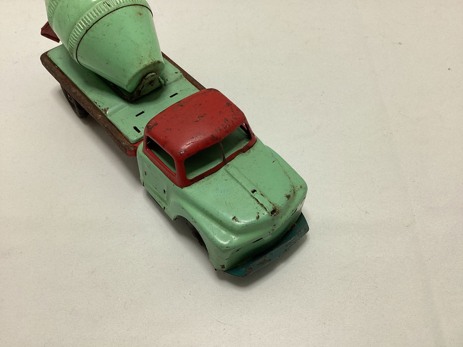 Tin Concrete Mixer Truck - 4