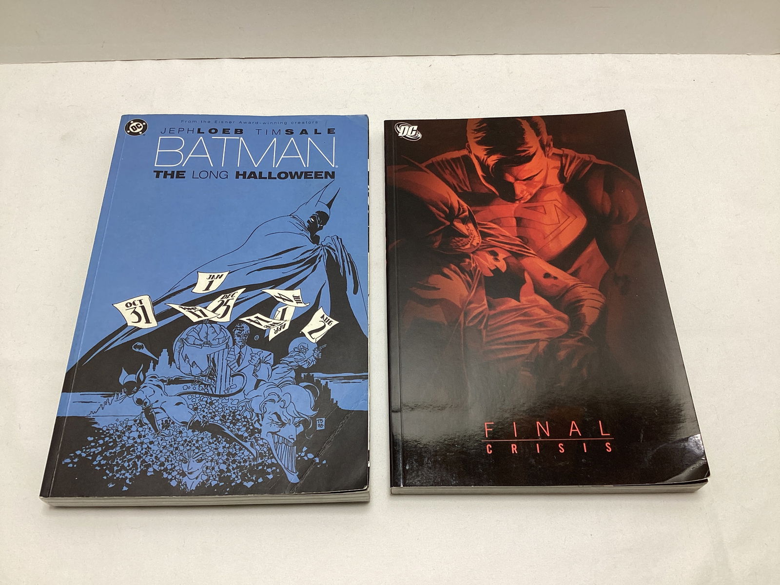 Two DC Comics Graphic Comics (1 of 4)