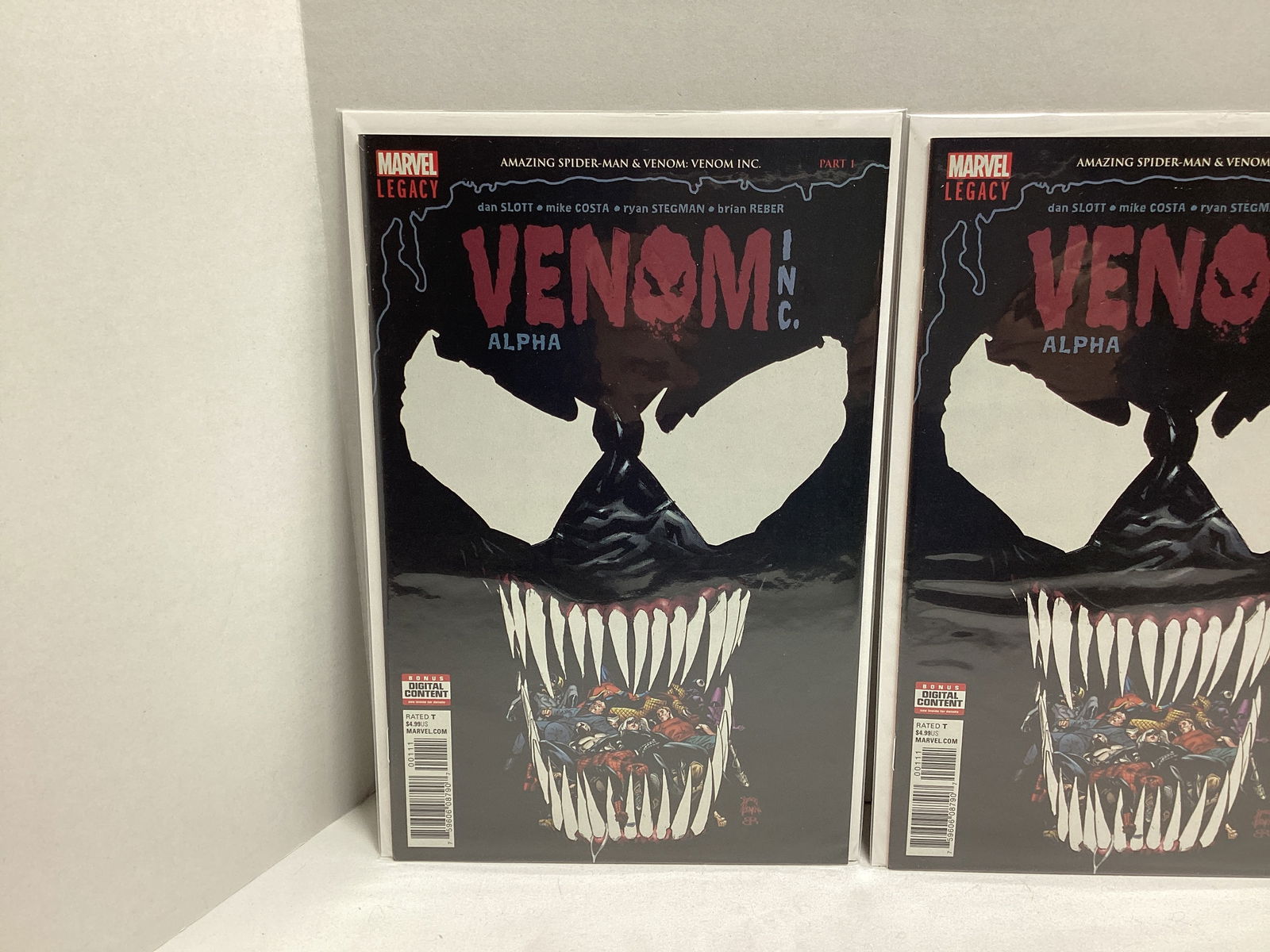 Three Venom Inc. Alpha 1 Marvel Comic Books - 2