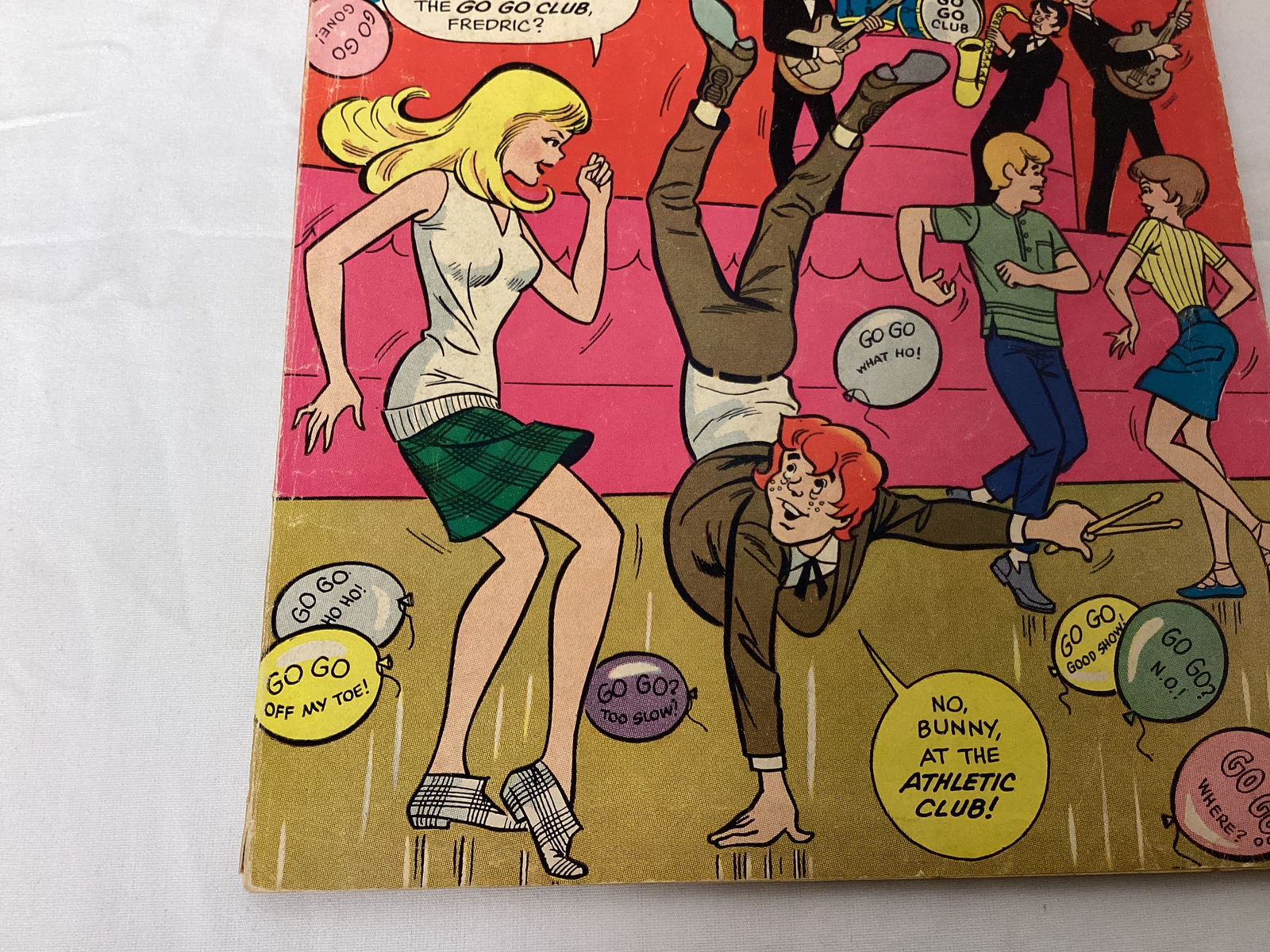 Bunny 1 Harvey Comic Book - 4