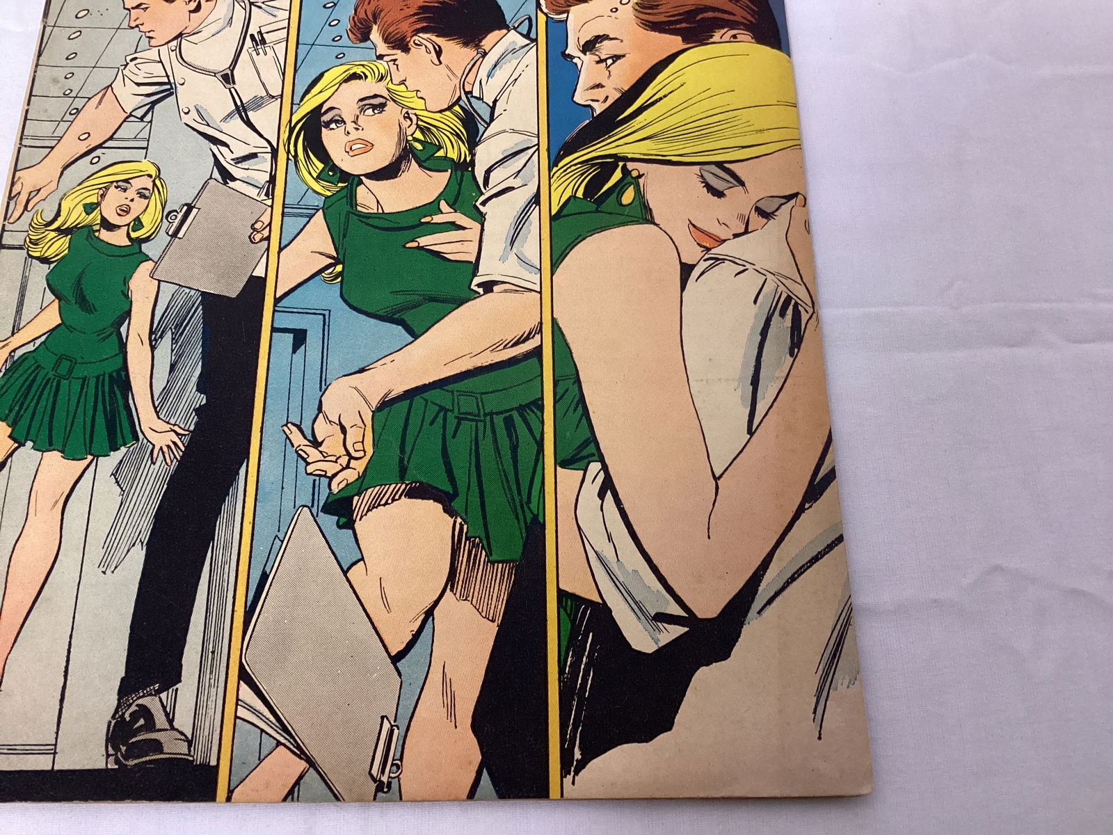 Secret Hearts 133 DC Comic Book - 5