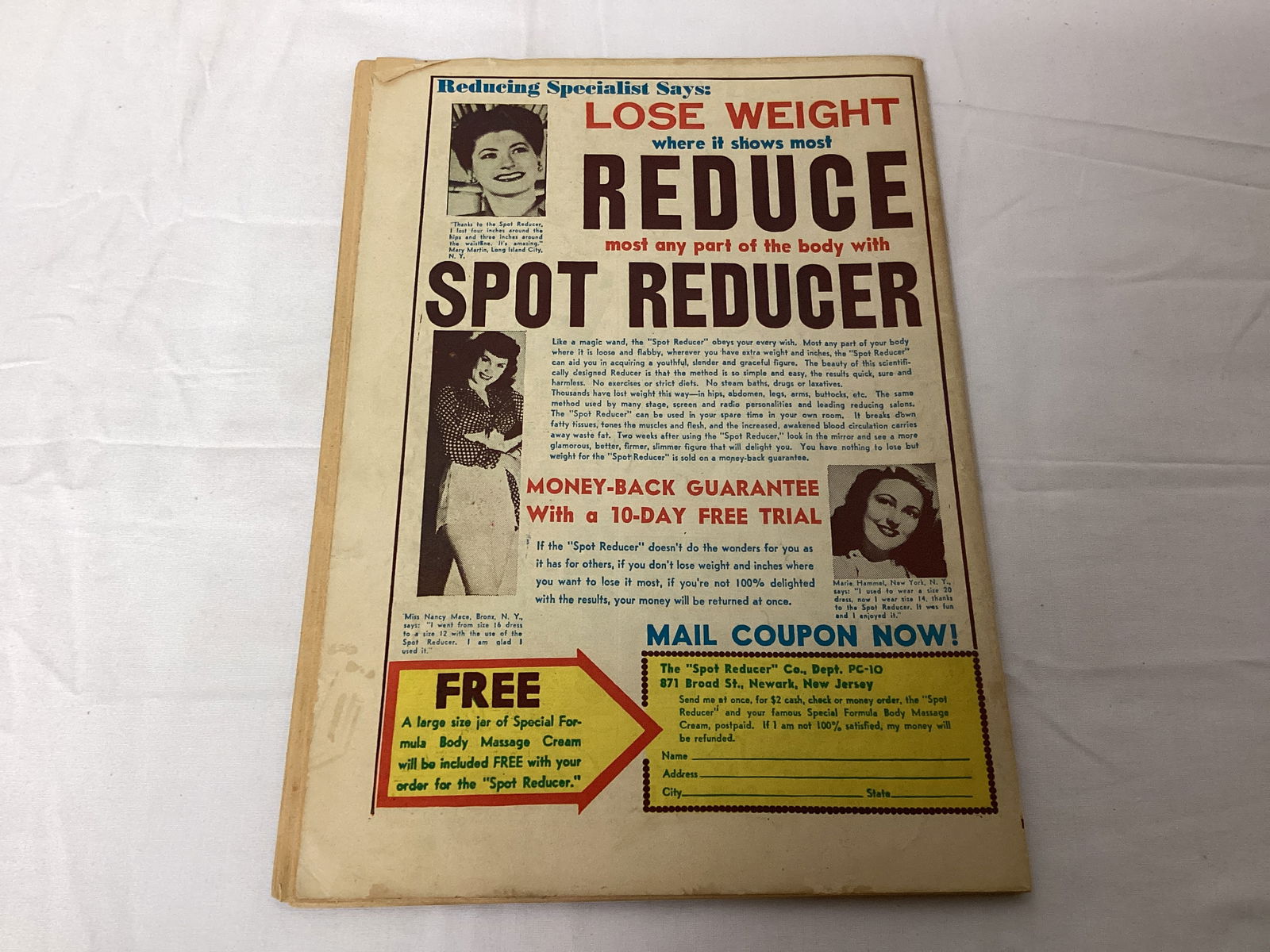 Headline Comics 32 Comic Book - 8