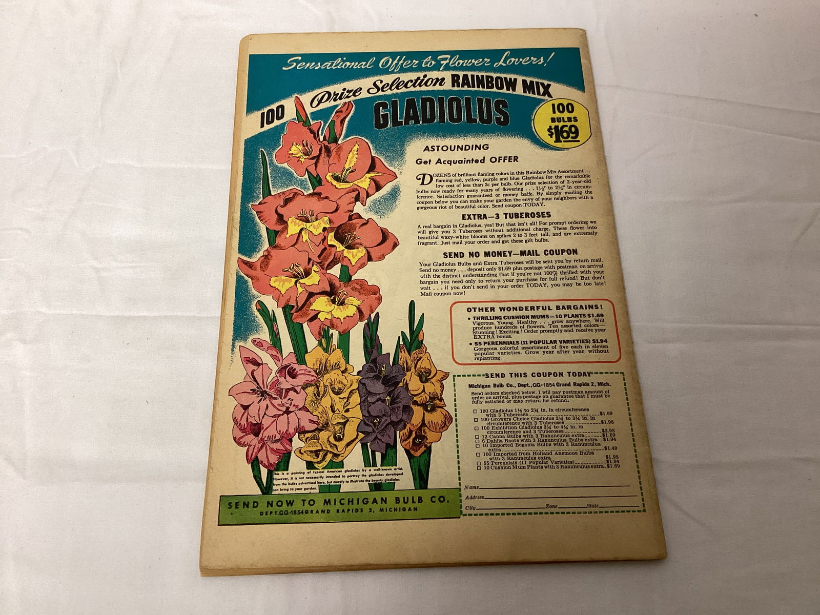 Nyoka the Jungle Girl 43 Fawcett Comic Book - 8