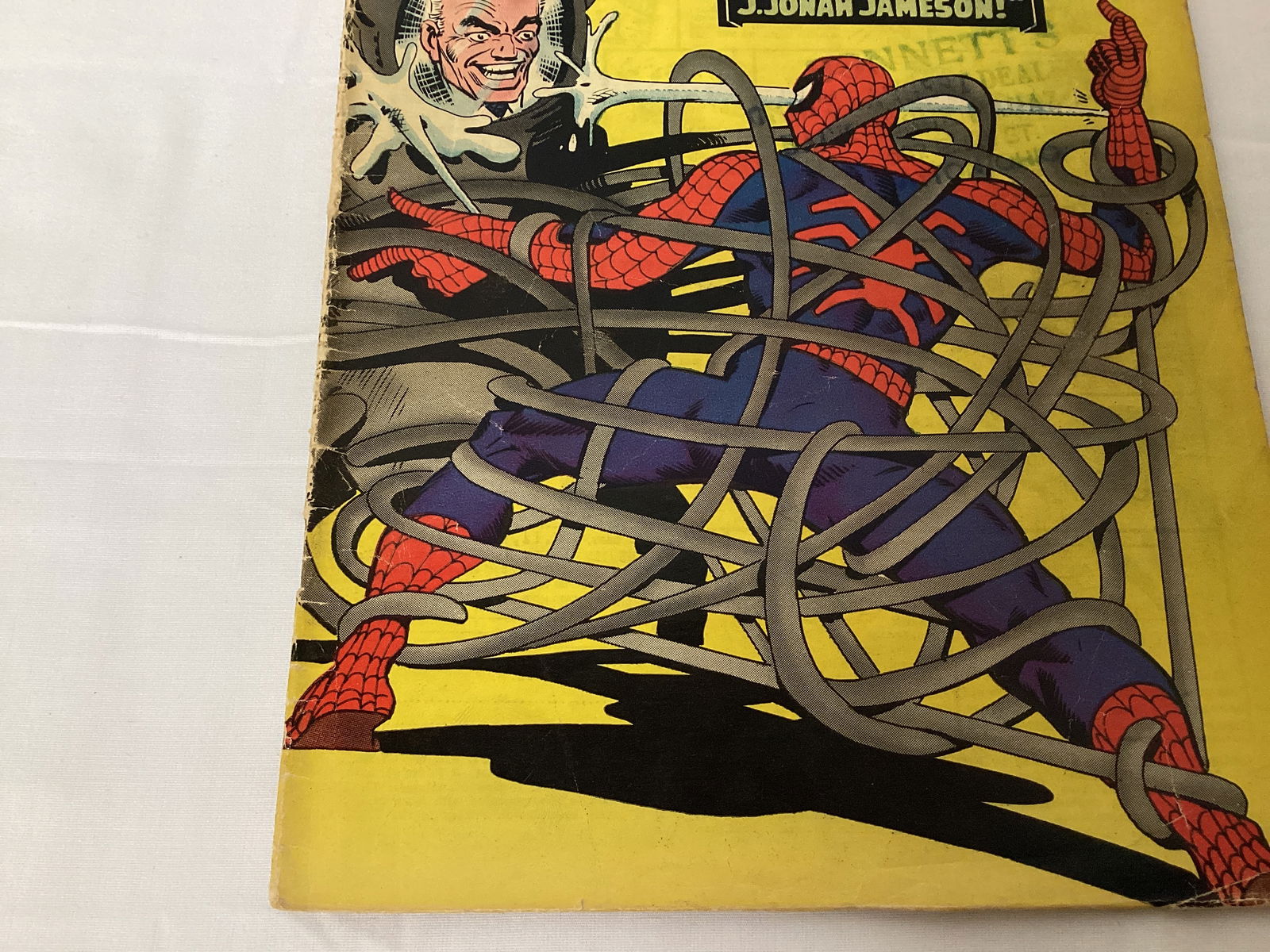 The Amazing Spider-Man 25 Marvel Comic Book - 4