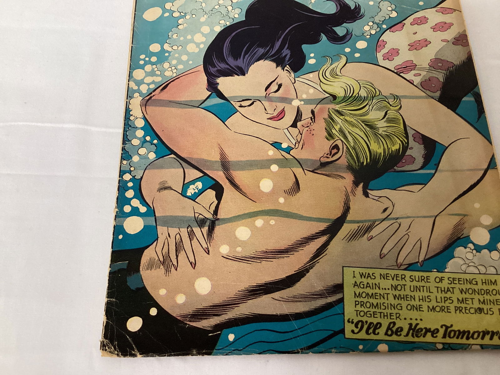 Girls' Love Stories 56 DC Comic Book - 4