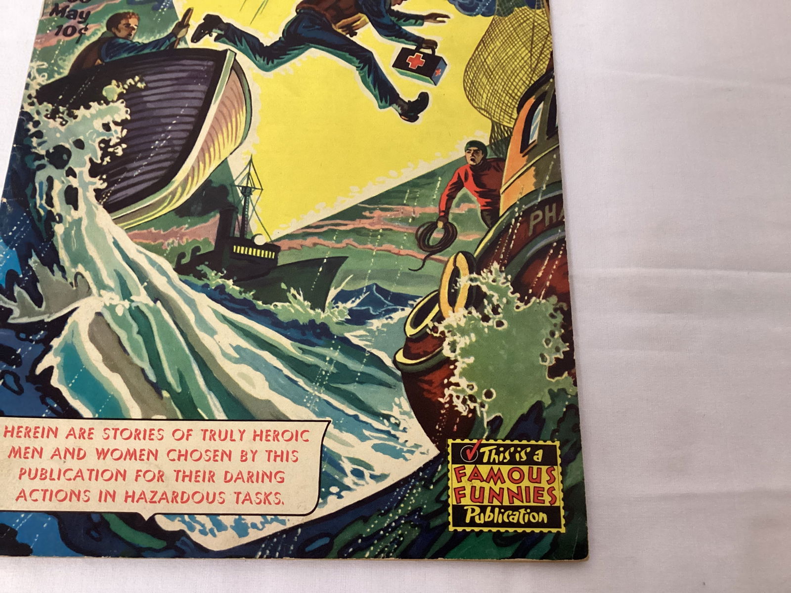 New Heroic Comics 60 Famous Funnies Comic Book - 5