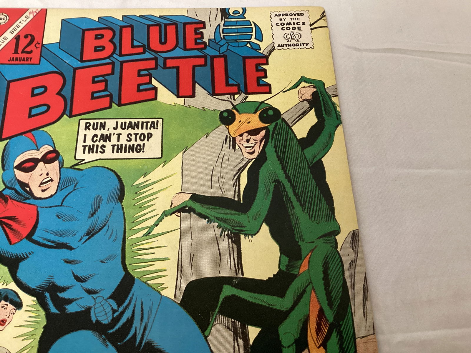 Blue Beetle 4 Charlton Comic Book - 3