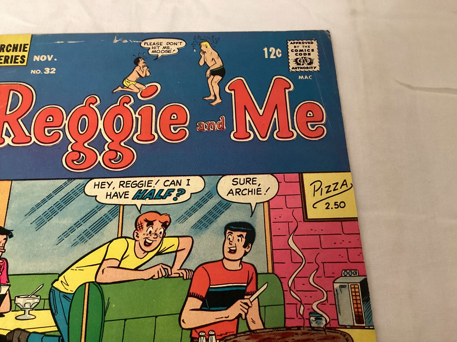 Reggie and Me 32 Archie Comic Book - 3