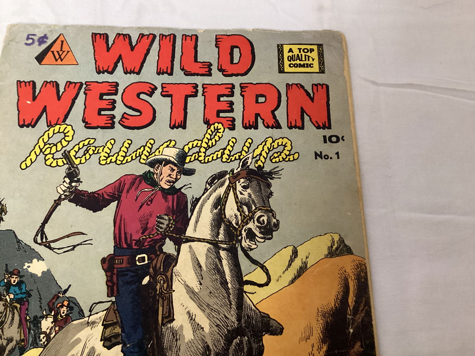 Wild Western Roundup 1 Top Quality Comic Book - 3