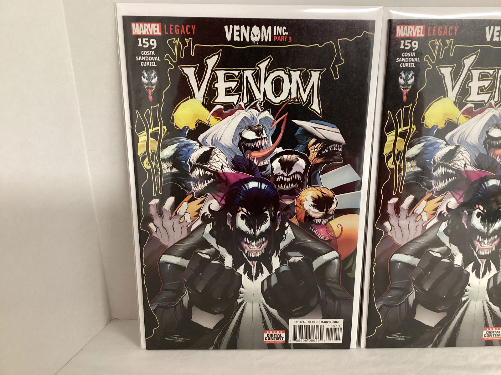 Three Venom 159 Marvel Comic Books - 2