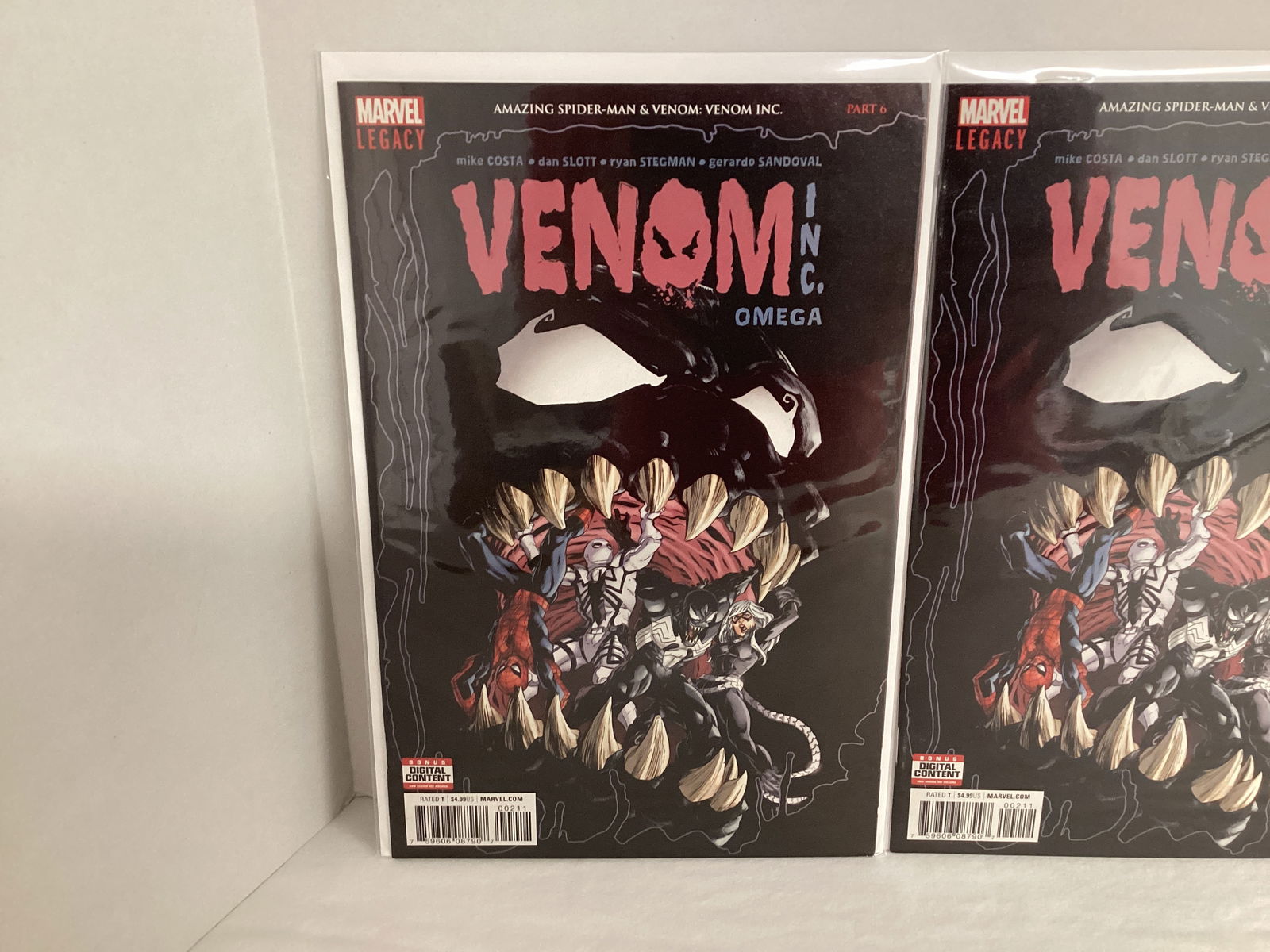 Three Venom Inc Omega 1 Marvel Legacy Comic Books - 2