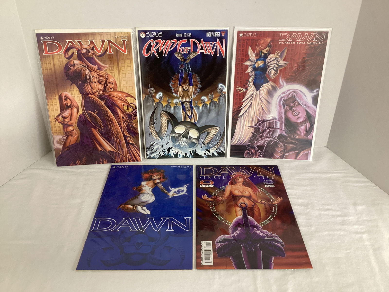 Five Dawn Comic Books: Please preview and see all photos for condition 