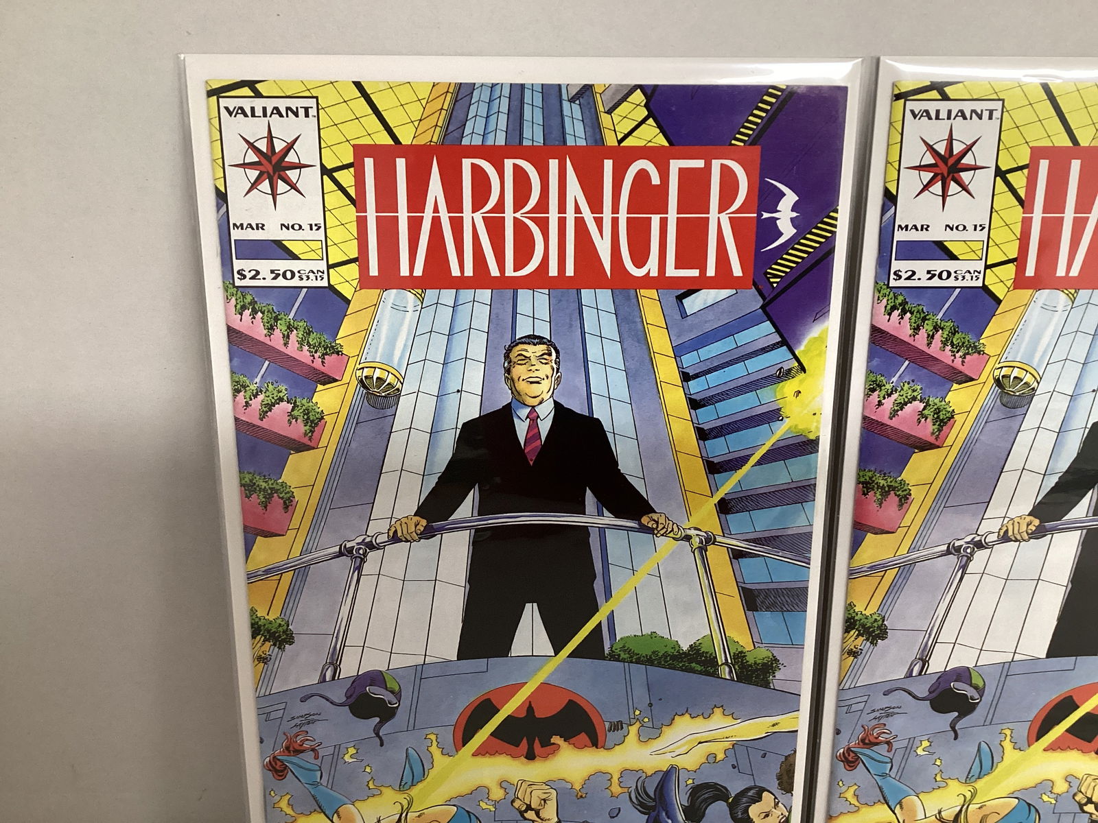 Two Harbinger 15 Valliant Comic Books - 2