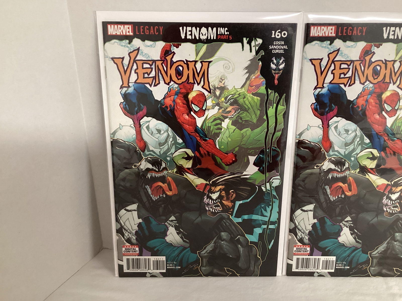 Three Venom 160 Marvel Comic Books - 2