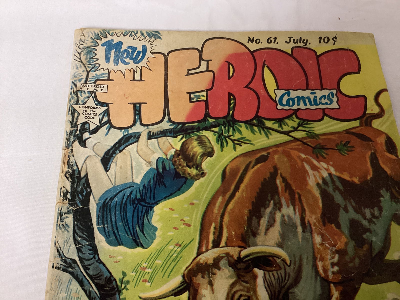 New Heroic Comics 61 Famous Funnies Comic Book - 2