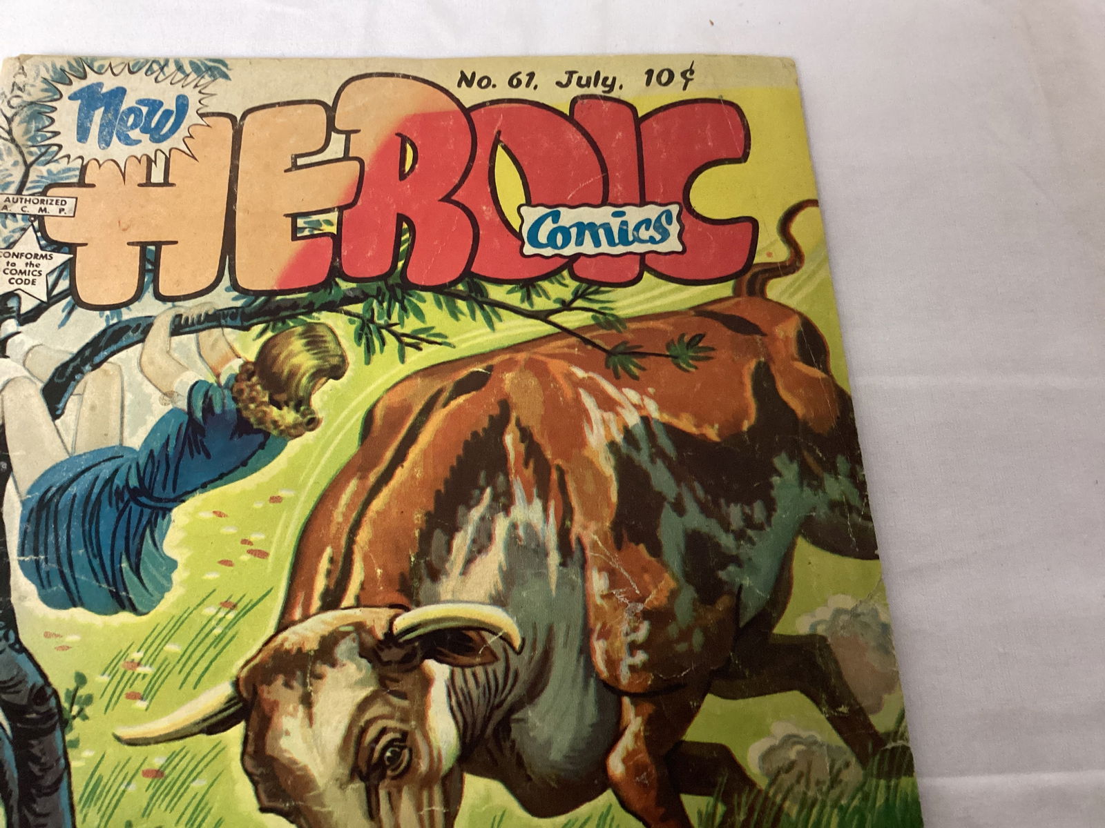 New Heroic Comics 61 Famous Funnies Comic Book - 3