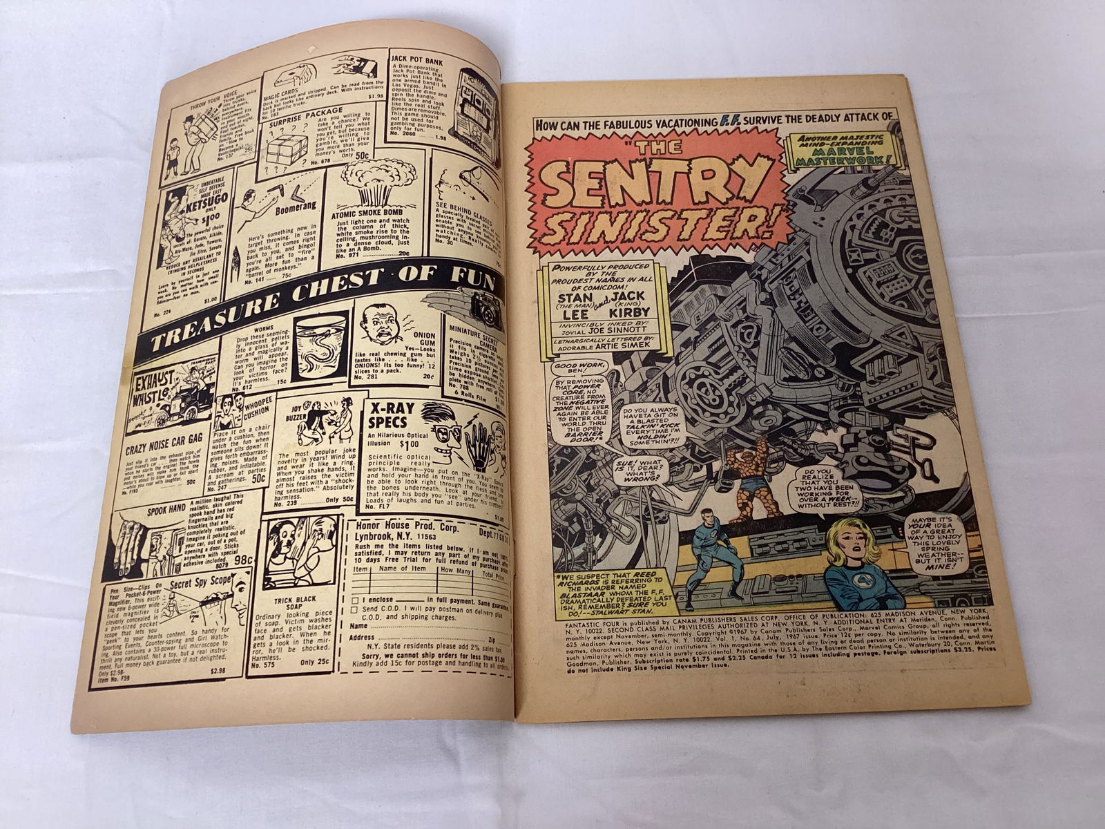 Fantastic Four 64 Marvel Comic Book - 6