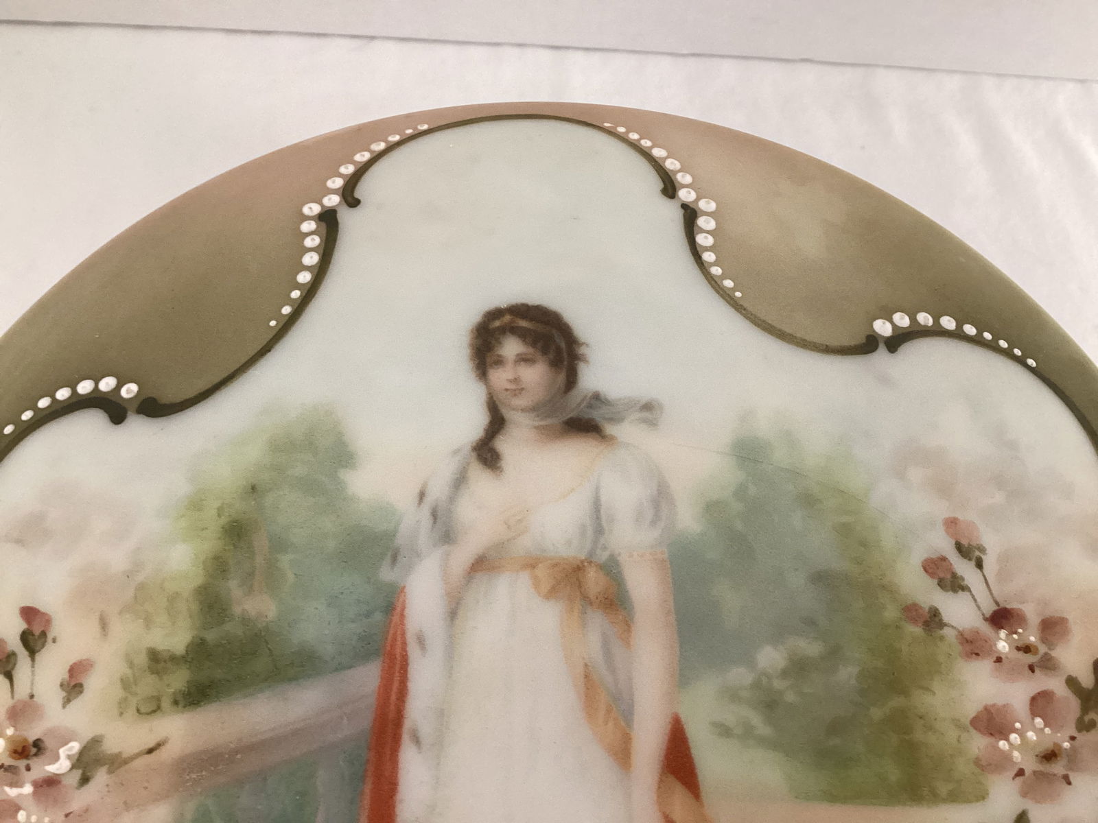 Nakara C F Monroe Antique Glass Dresser Box with Hinged Lid - 3