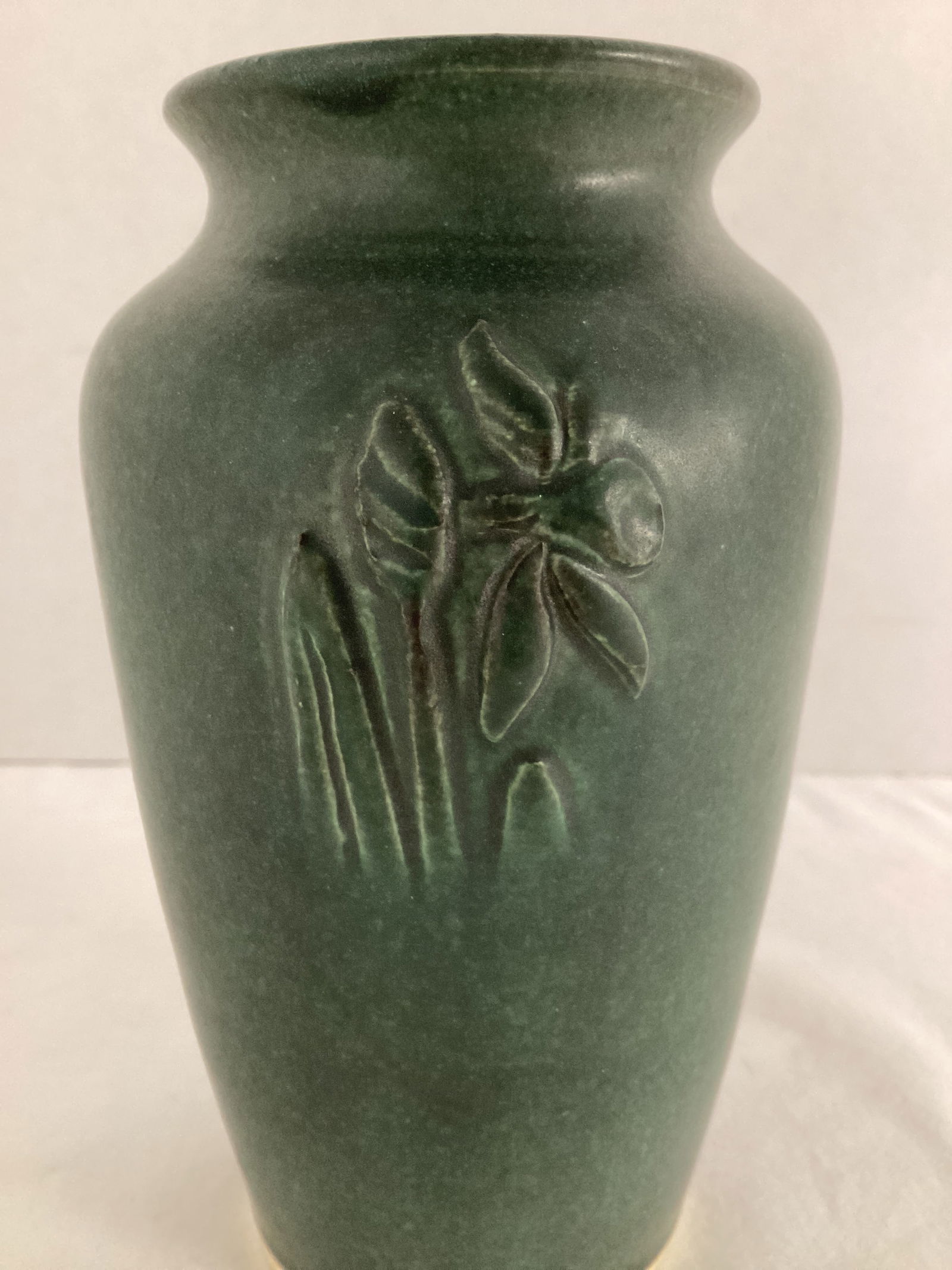2007 Door Pottery Signed Vase - 3