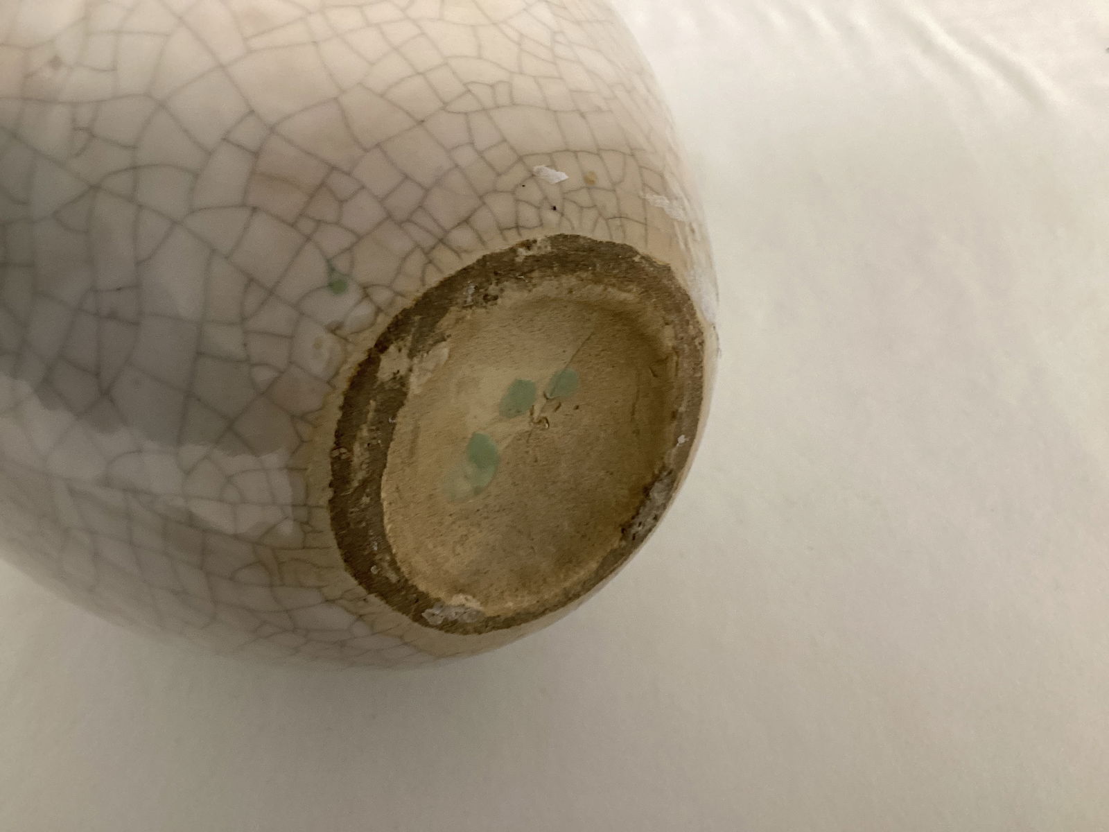 Pottery Vase with Frogs and Leaves - 5