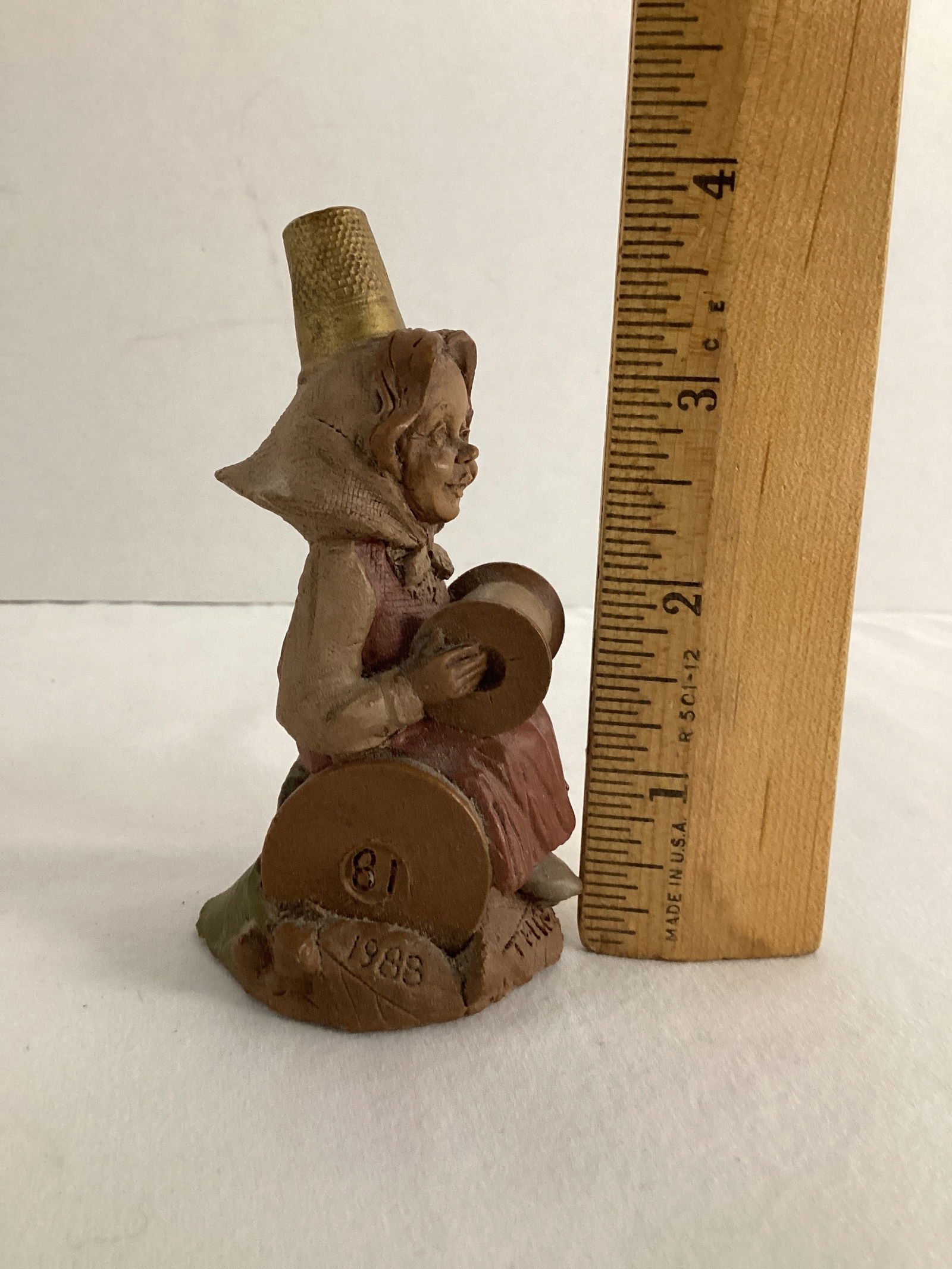 1988 Cairn Studios Tom Clark Thimblena - 2