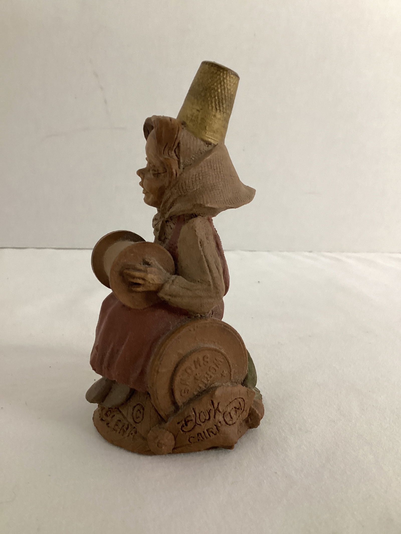 1988 Cairn Studios Tom Clark Thimblena - 3