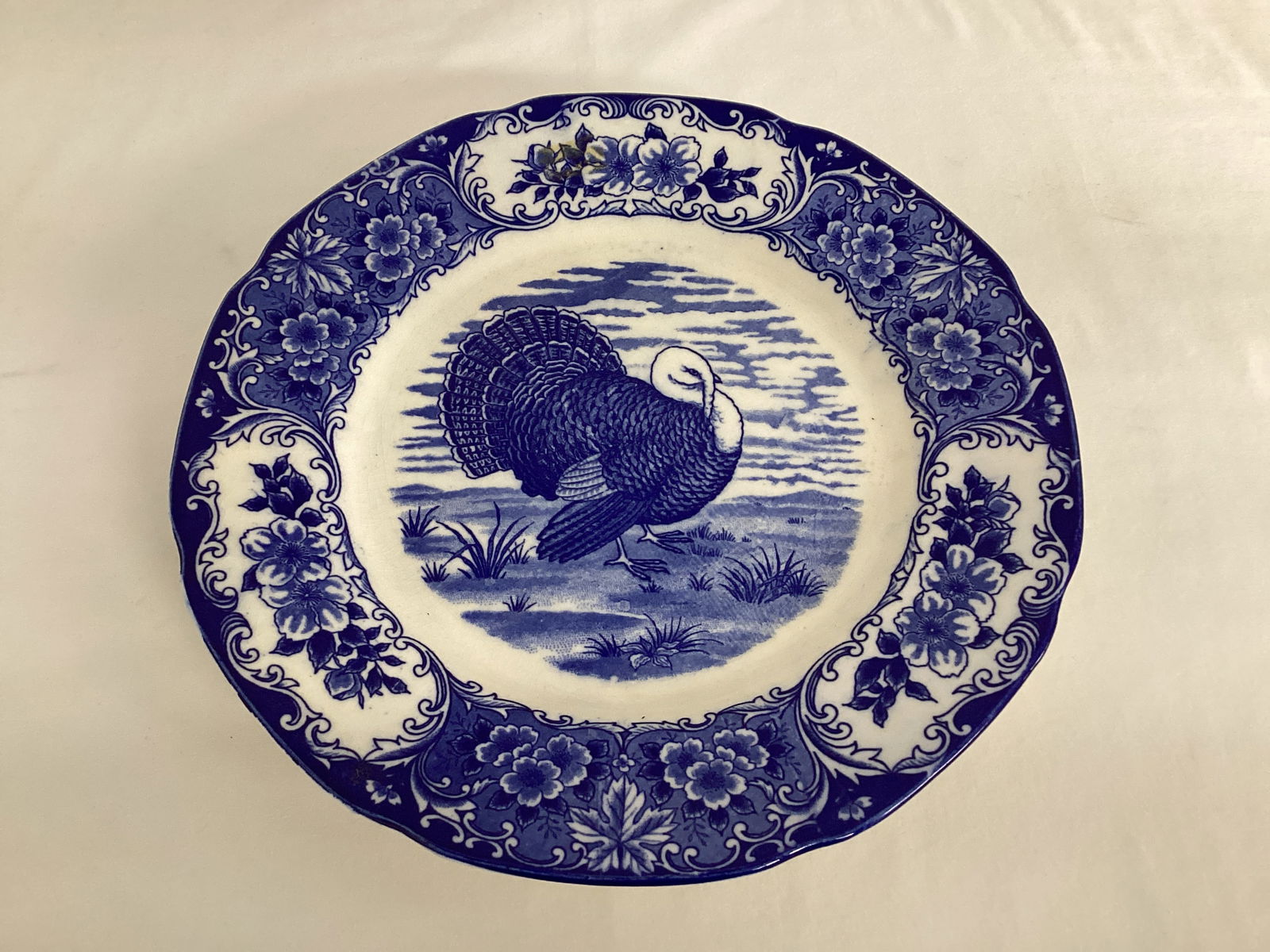 Blue and White Turkey Set Plate (1 of 7)