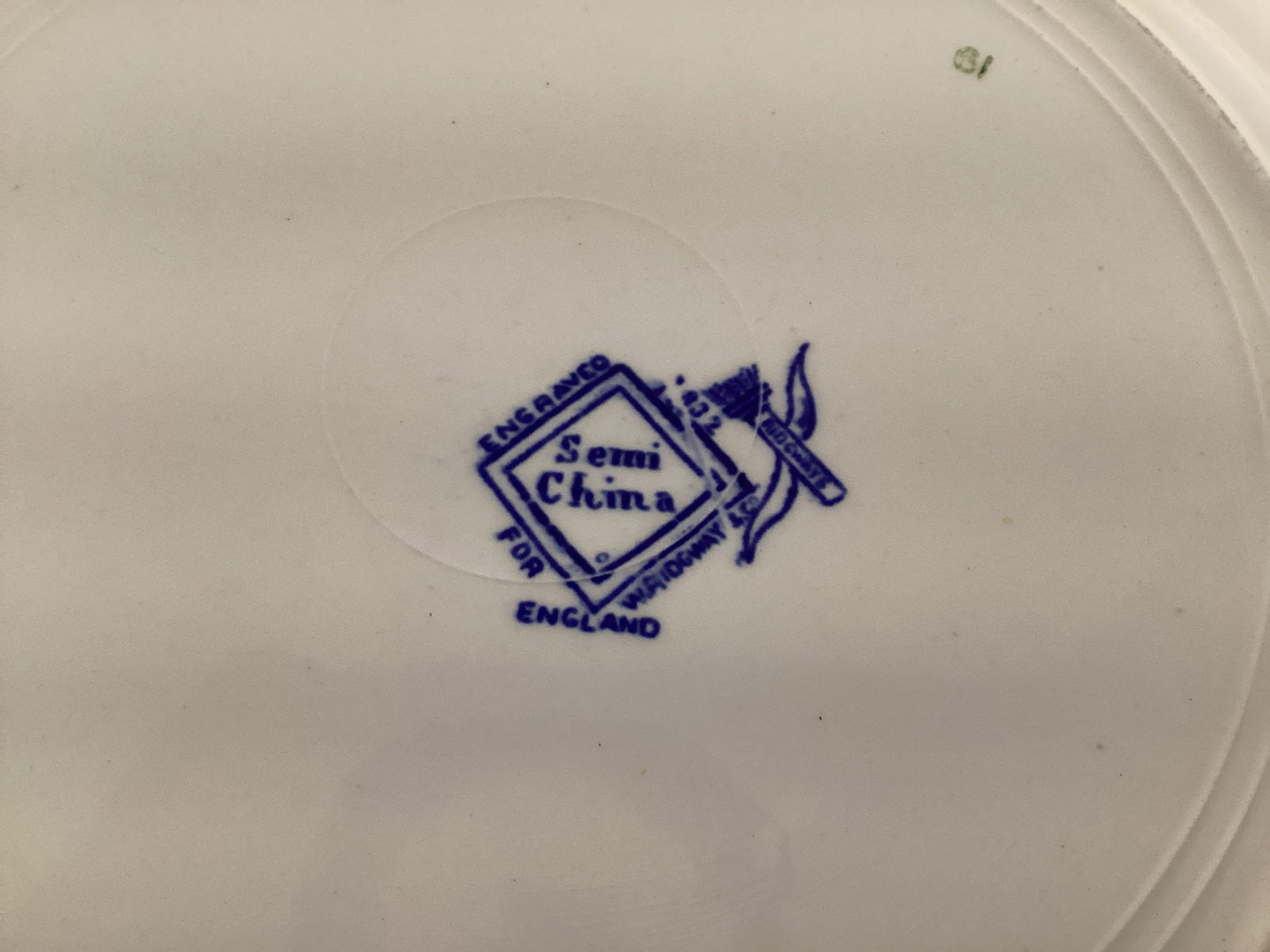 Two Blue Willow Pattern Plates - 9