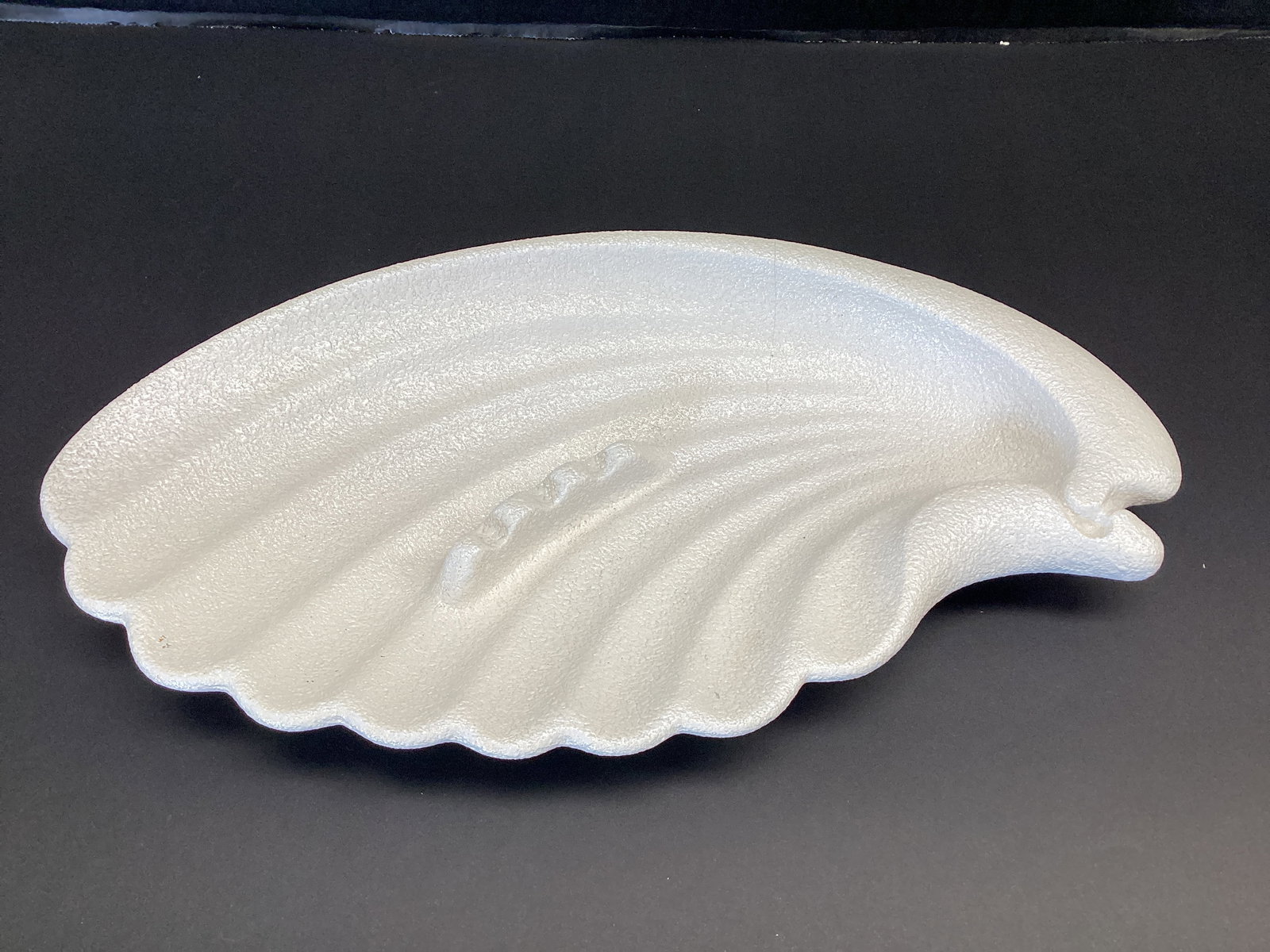 Royal Haeger White Seashell Ashtray: 14" L, chip on underside, cracked
