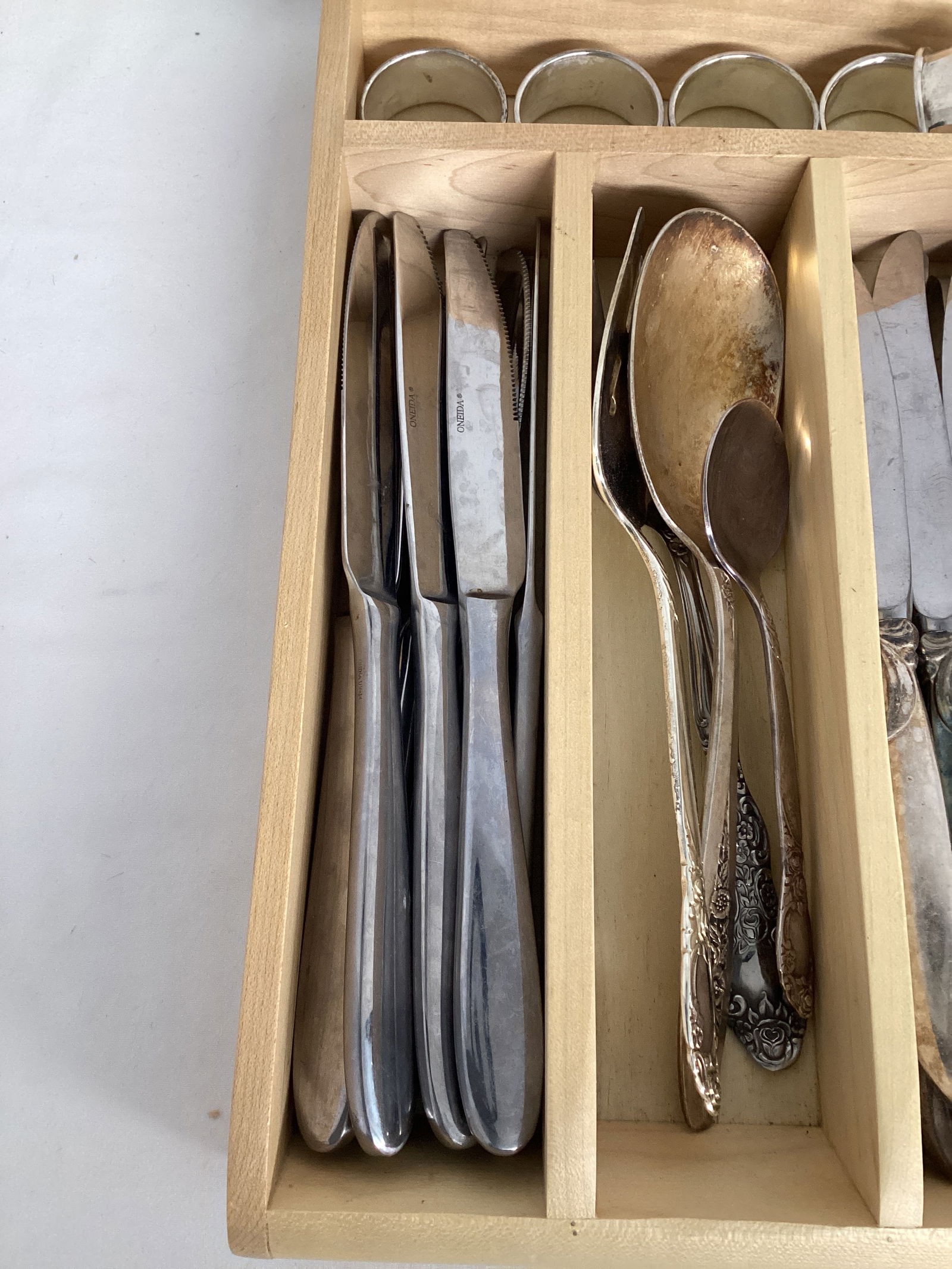 Silverware, Serving Utensils, and Napkin Rings in Organizer - 2