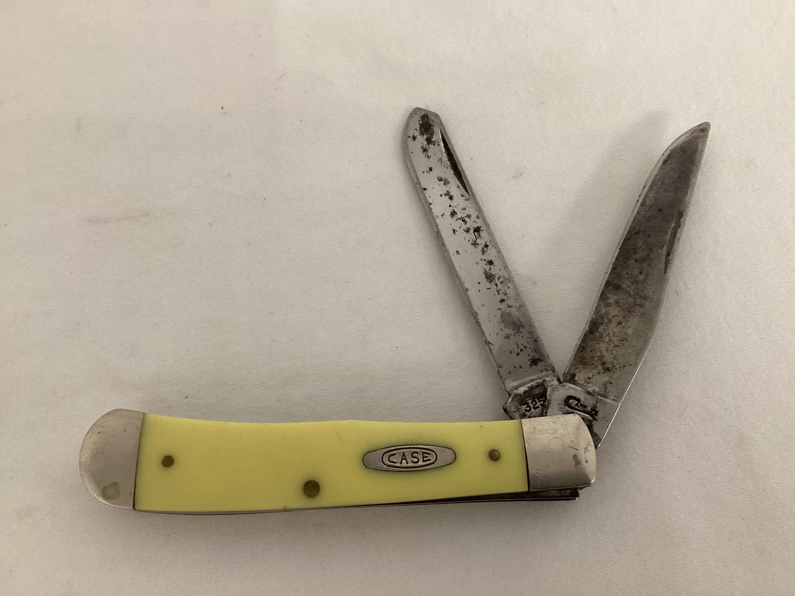 Case 3254 Pocket Knife: 7 1/2" L, used 