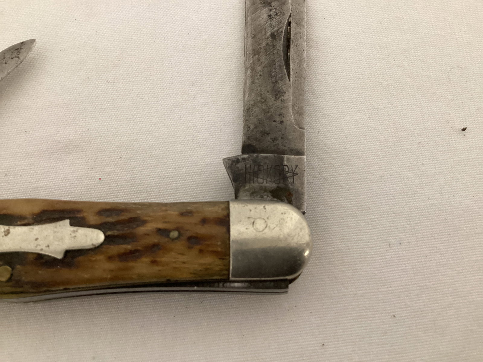 Hickory and Kutmaster Pocket Knives - 3