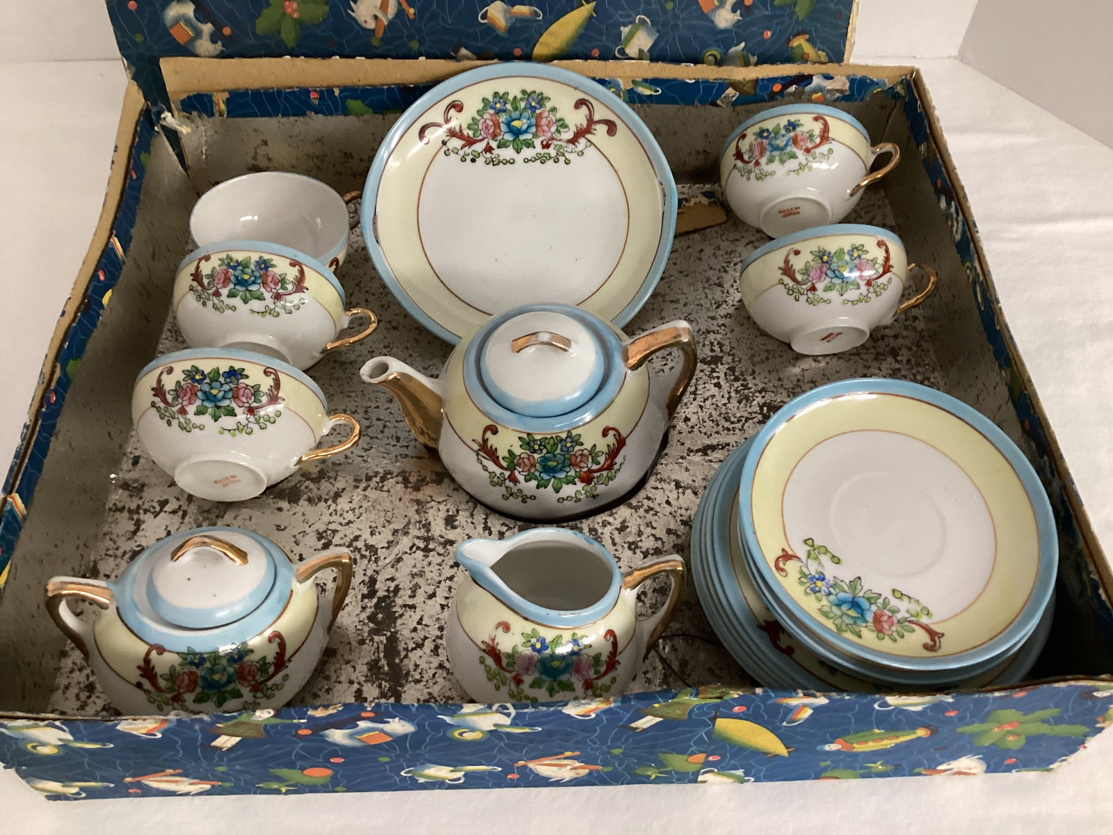 Little Hostess Children's Miniature Tea Set - 5