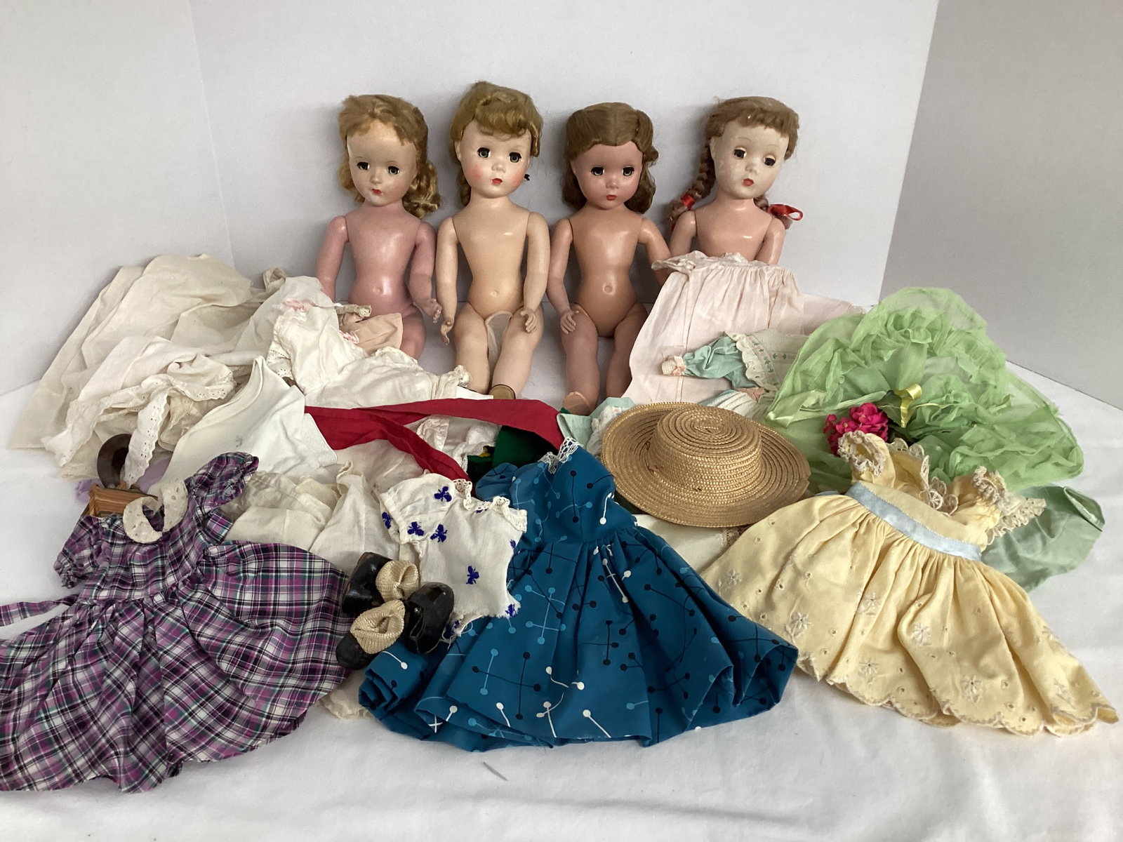 Dolls and Doll Clothing (1 of 6)