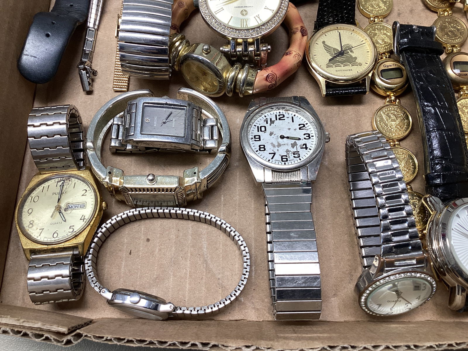 Men's and Women's Watches - 7