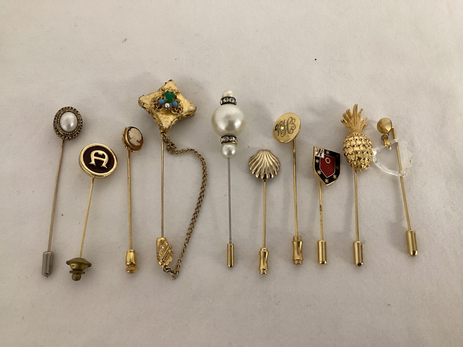 Ladies' Stick Pins: . 