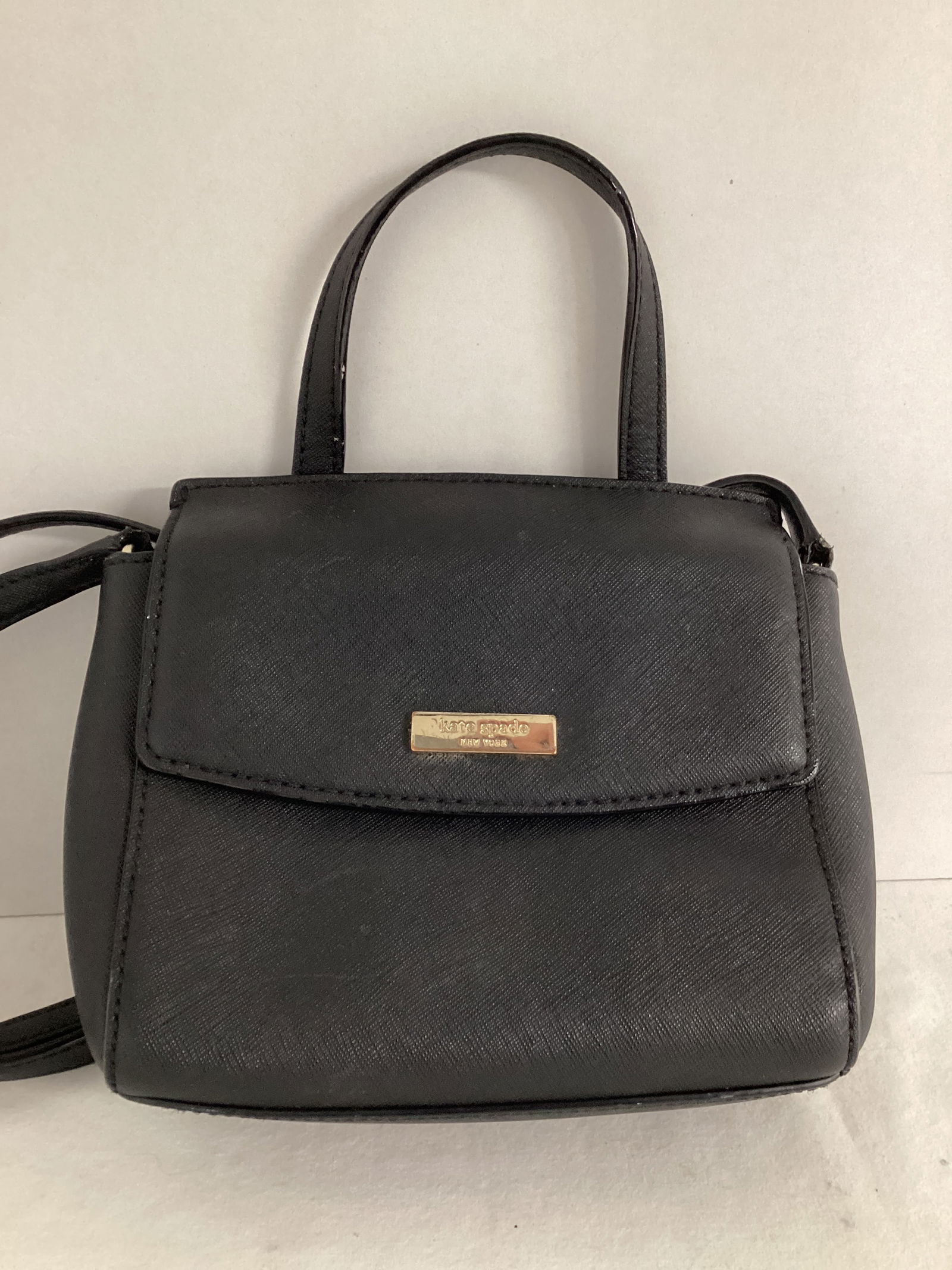 Kate Spade Handbag: some wear 