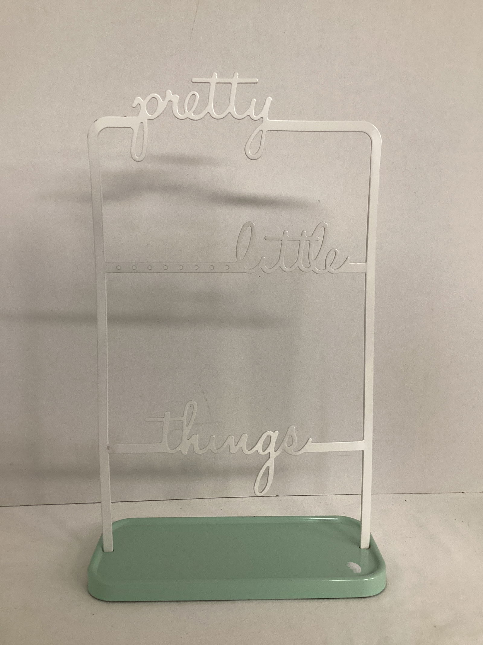 Jewelry Hanging Stand: 16" h 