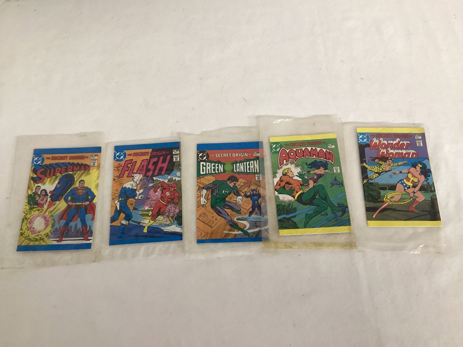Miniature DC Comic Books: . 