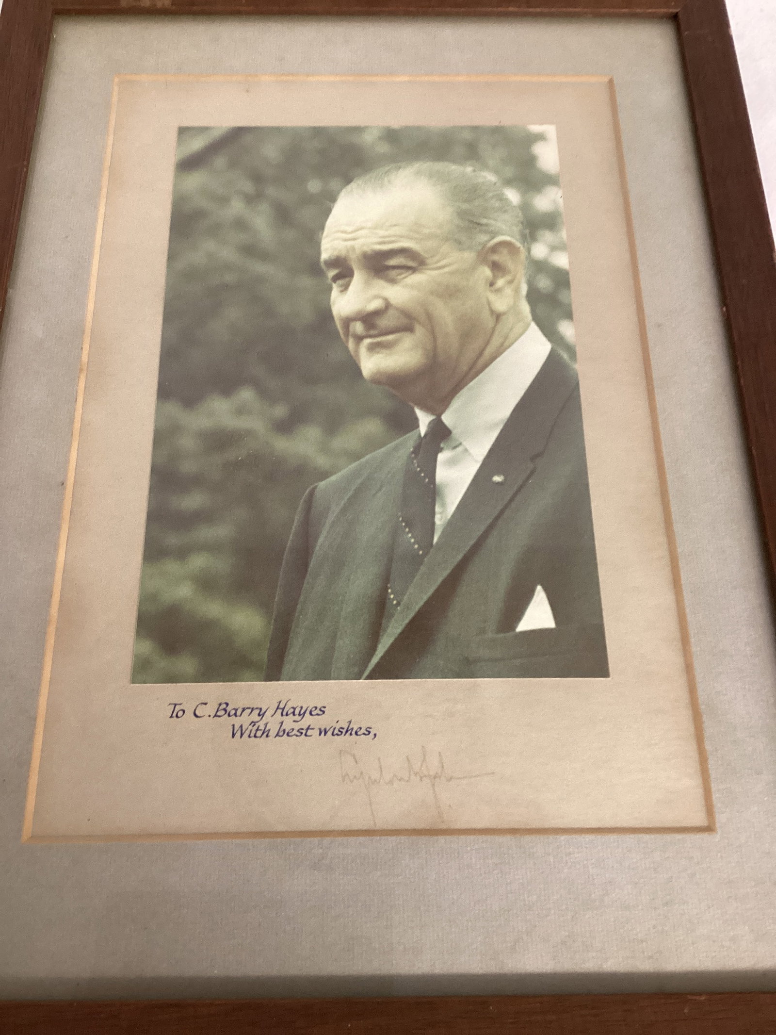 President Lyndon B Johnson Signed Paper with Attached Photo - 2