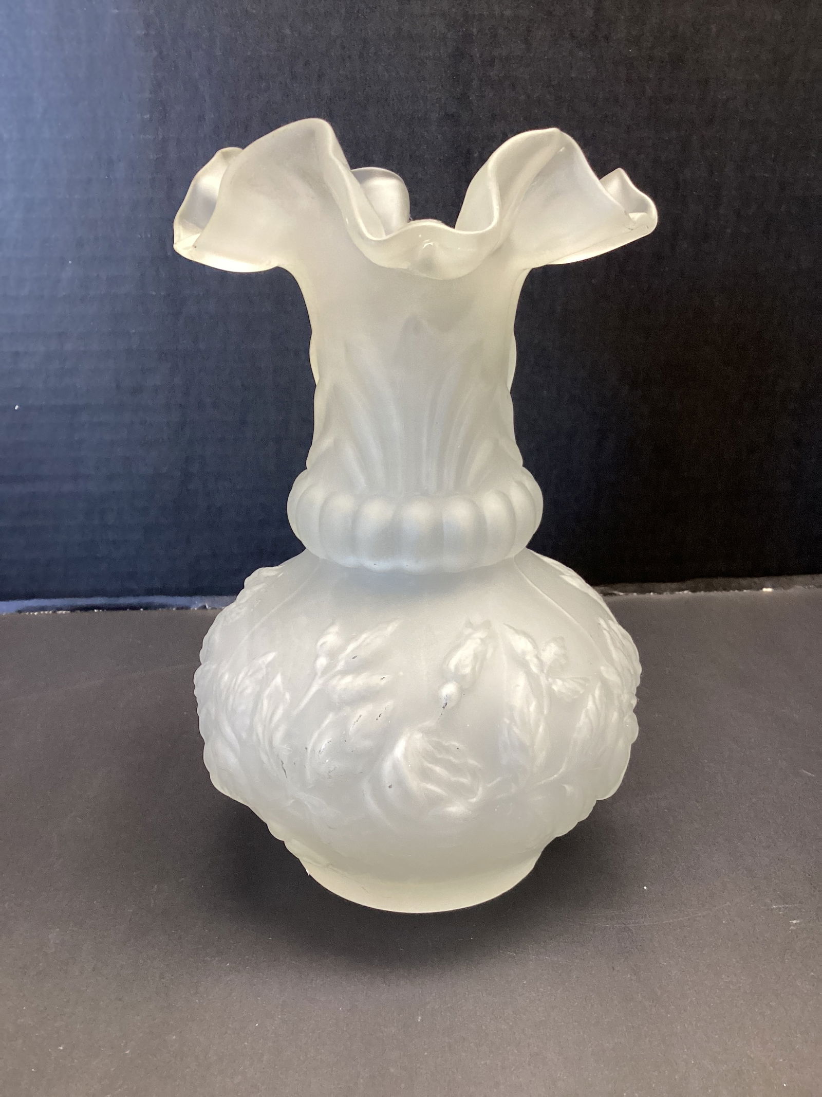 Frosted Glass Vase (1 of 5)