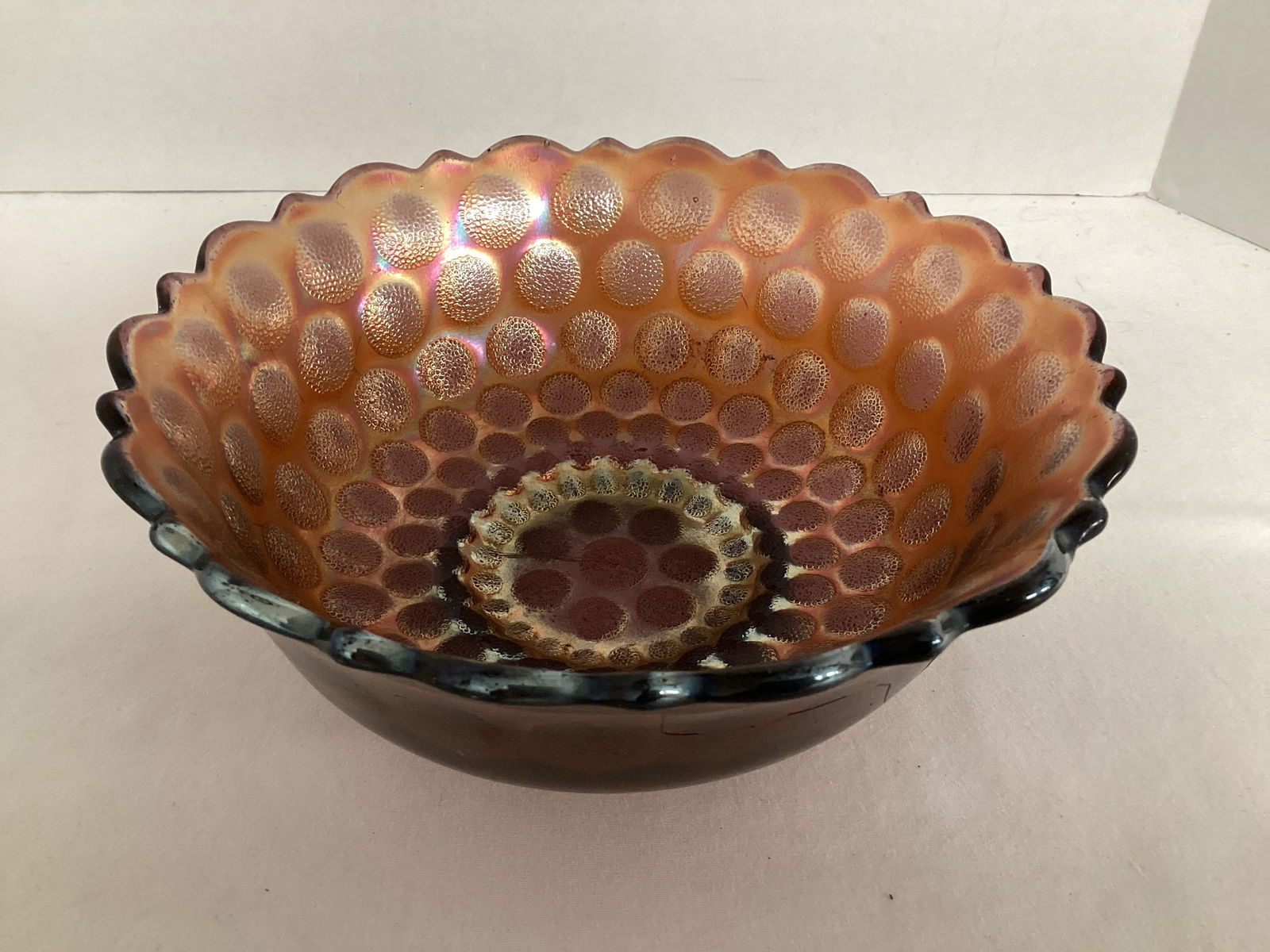 Carnival Glass Bowl (1 of 7)