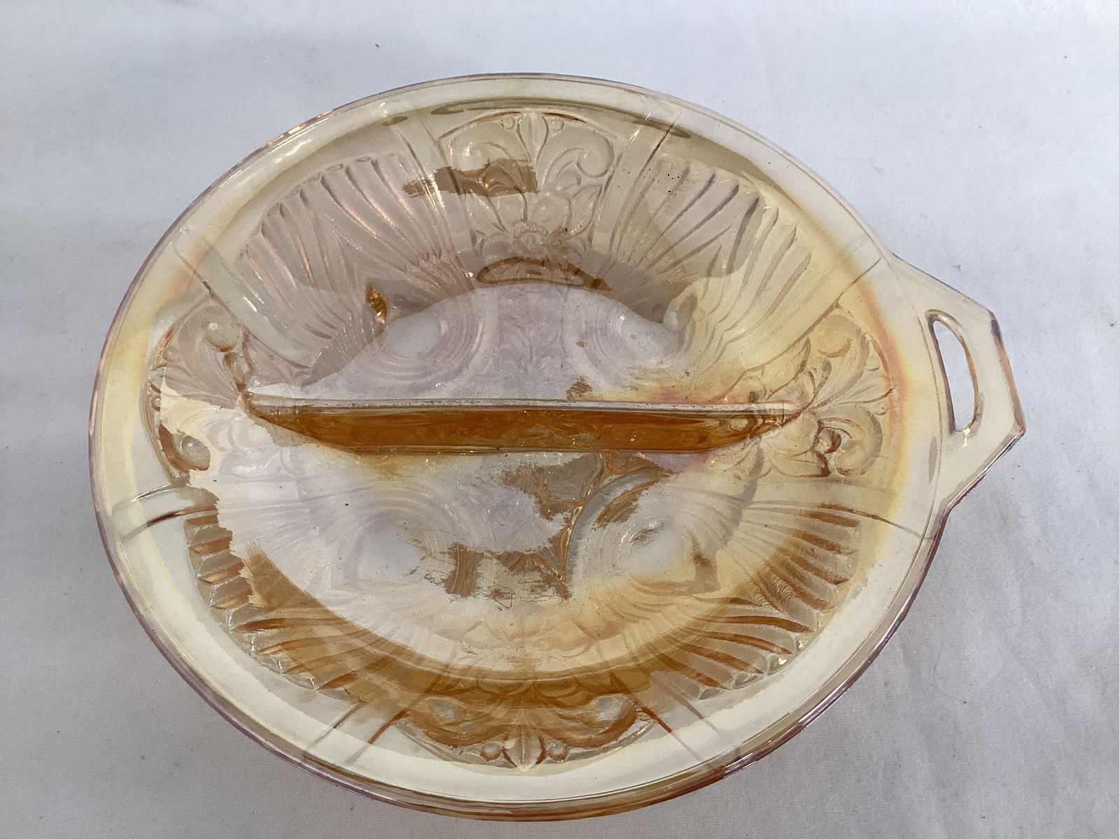 Carnival Glass Divided Handled Dish (1 of 6)