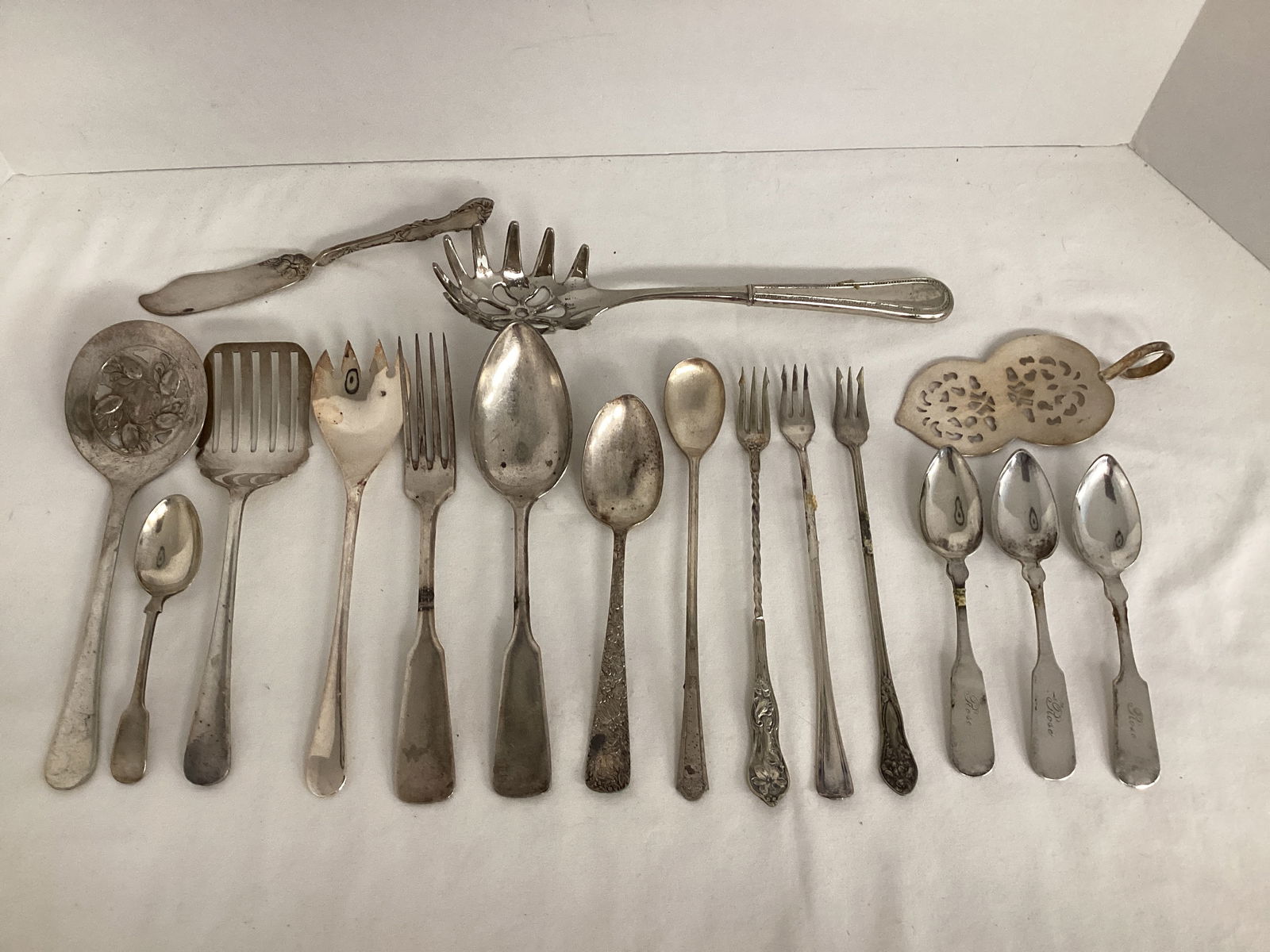 Flatware and Serving Utensils (1 of 6)