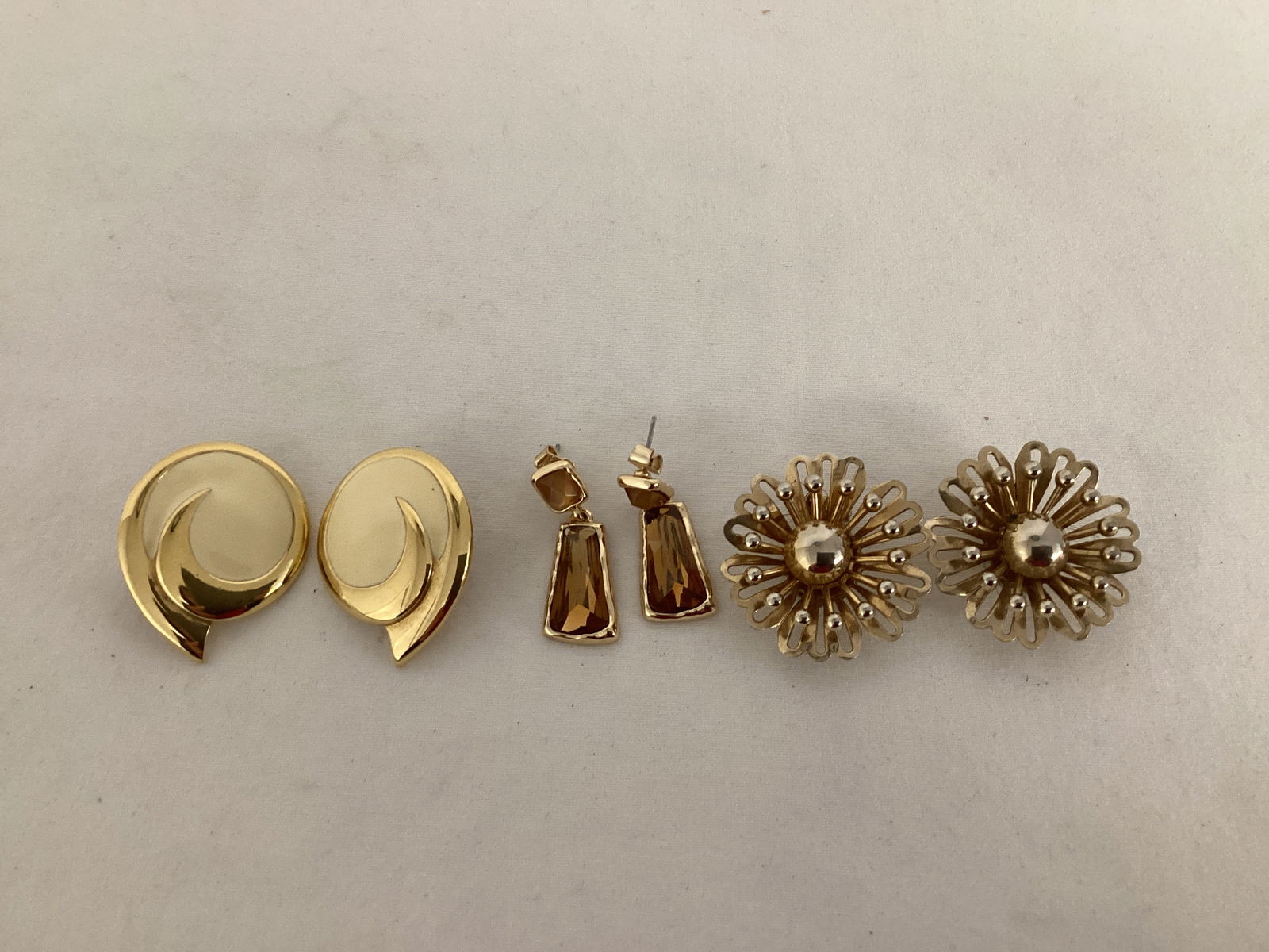 Earrings - Monet, Coro, RLM: . 