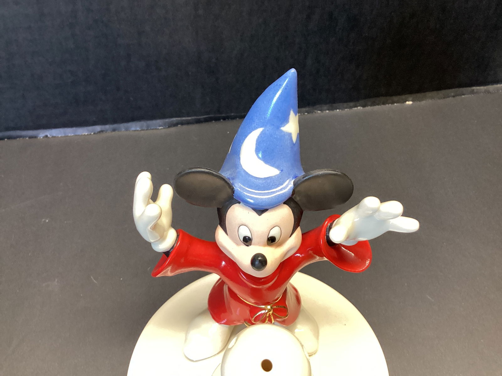 Lenox Disney Sorcerer Mickey Lit Sculpture - 3