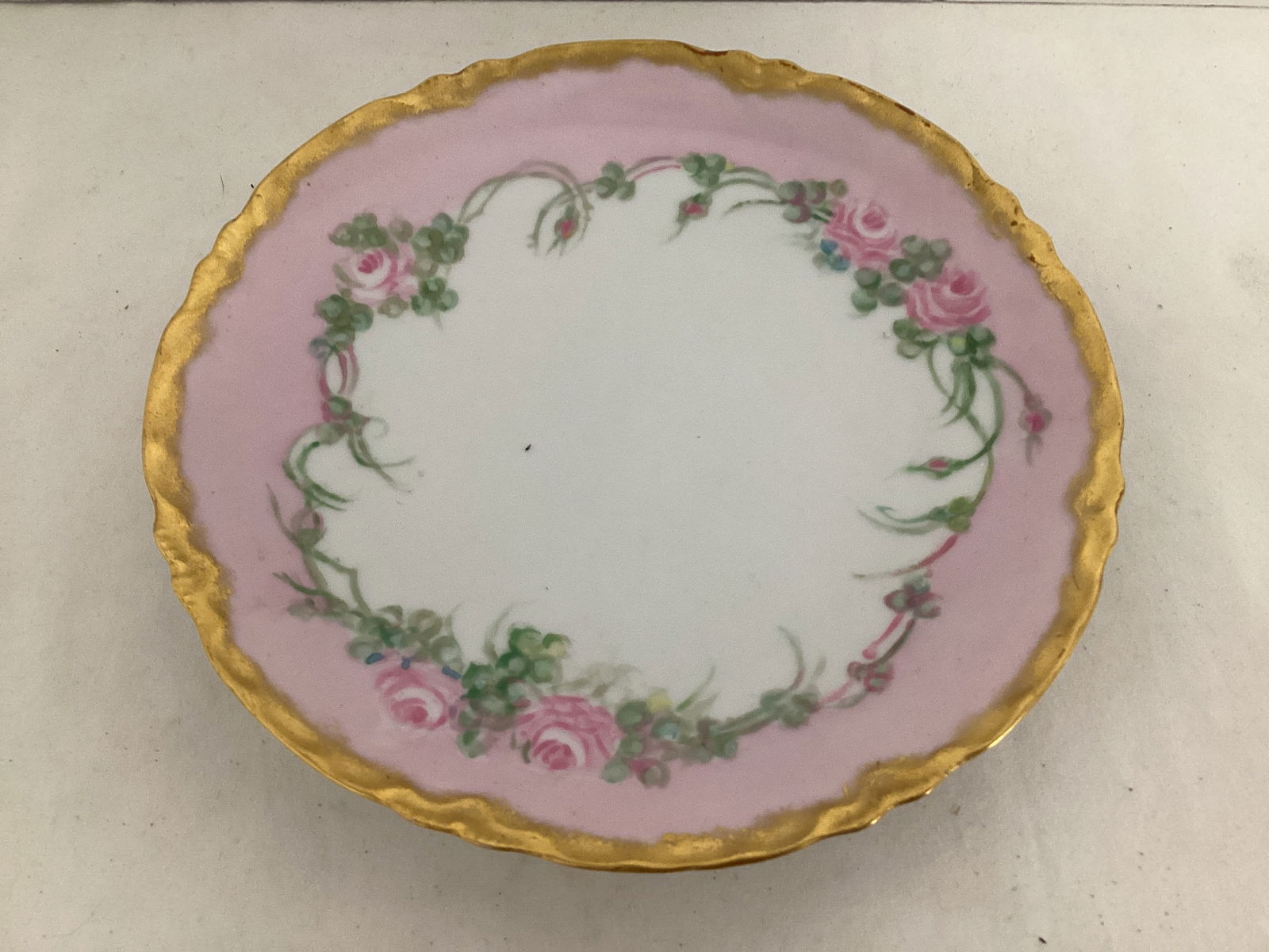 Peerless Bavaria Marlboro Hand Painted Plate: 7 1/4" diameter 